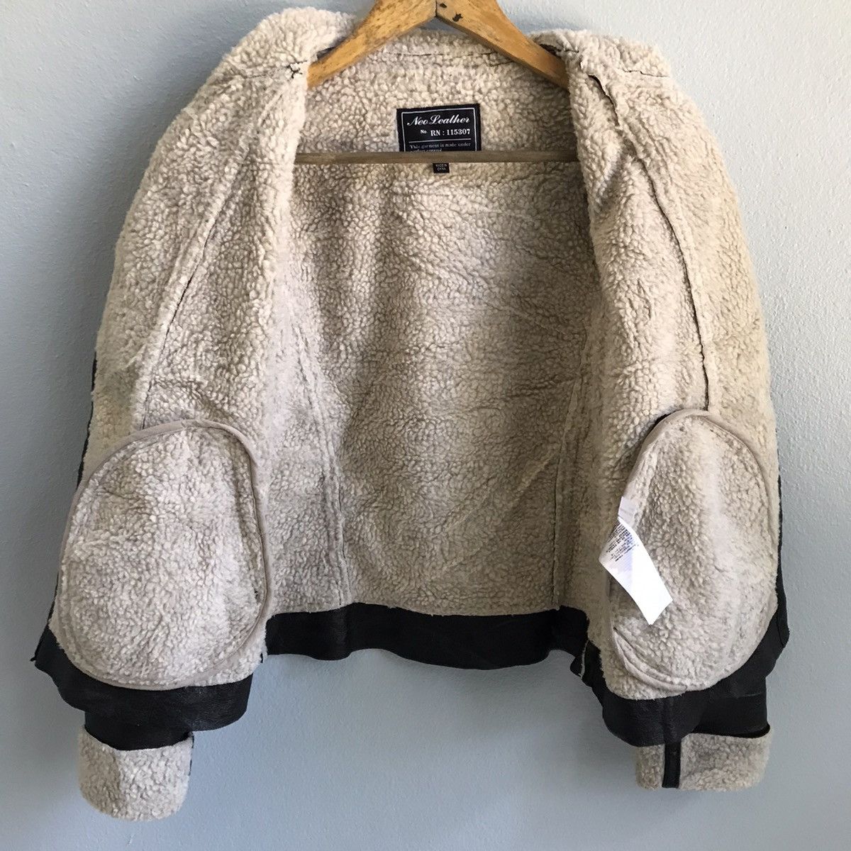Designer × GU × Lemaire Synthetic Neo Leather uniqlo peacoat jacket wool lining Size US S / EU 44-46 / 1 - 7 Thumbnail