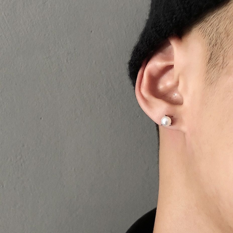 Jewelry × Vintage White Pearl Couple Fashion Stud Earrings Size ONE SIZE - 1 Thumbnail
