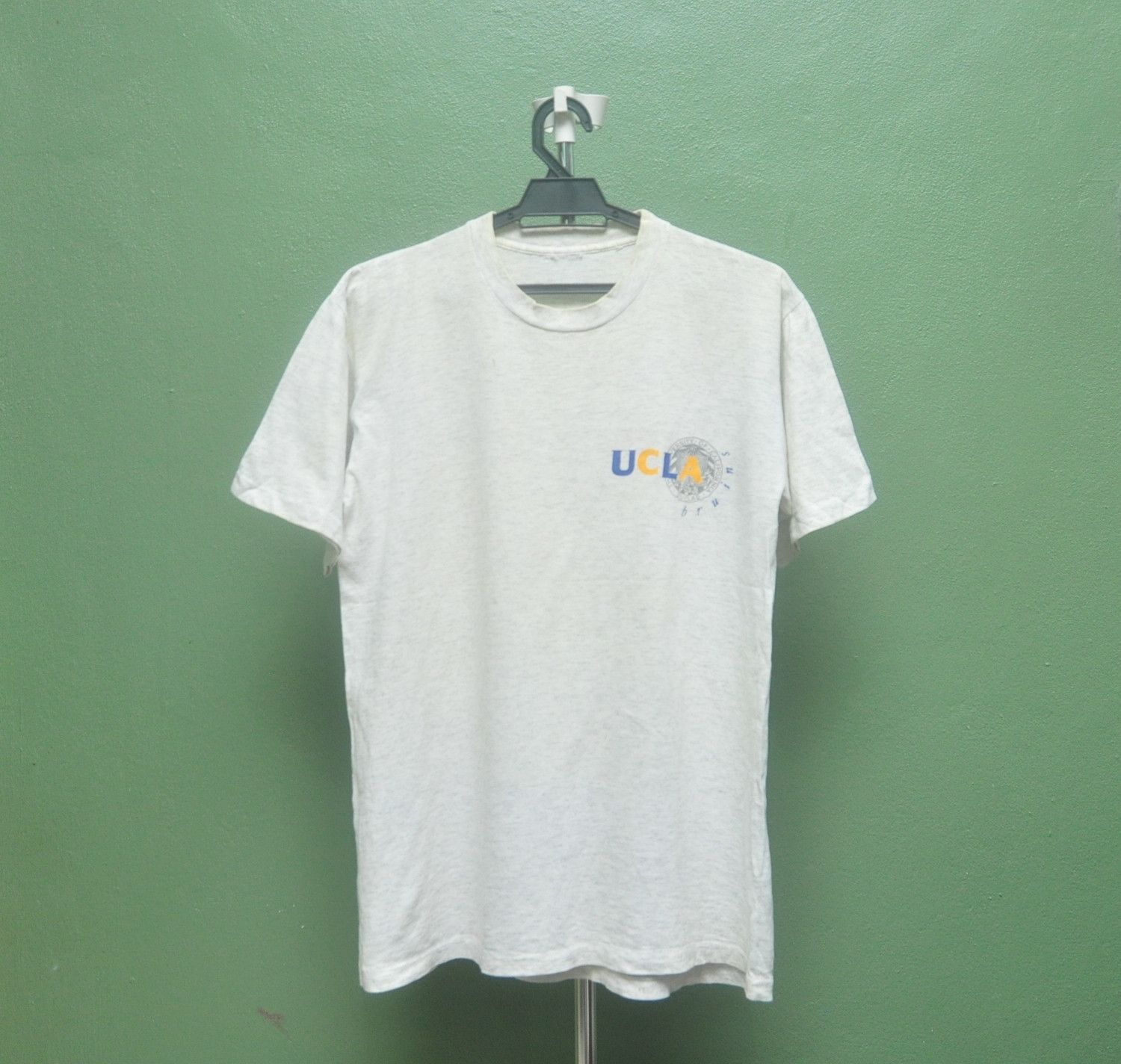 Japanese Brand × Vintage Vintage Bruins Ucla University Of California Shirt Size US M / EU 48-50 / 2 - 2 Thumbnail
