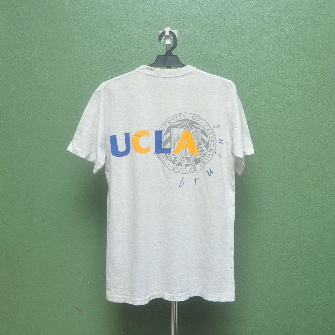 Japanese Brand × Vintage Vintage Bruins Ucla University Of California Shirt Size US M / EU 48-50 / 2 - 1 Thumbnail