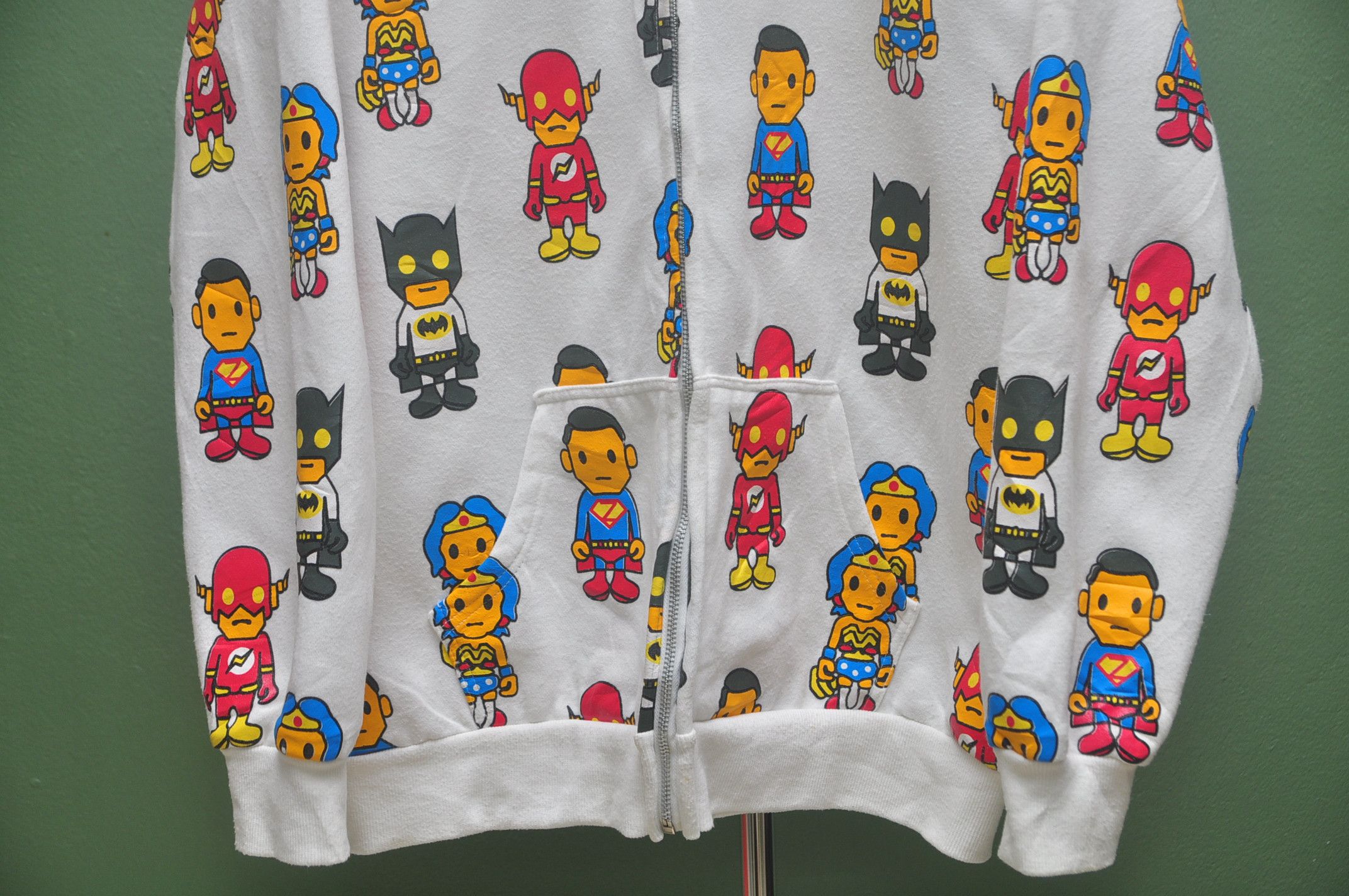 Japanese Brand Vintage Marvel Full Print Hoodie streetwear Fashion Style Size US L / EU 52-54 / 3 - 4 Thumbnail