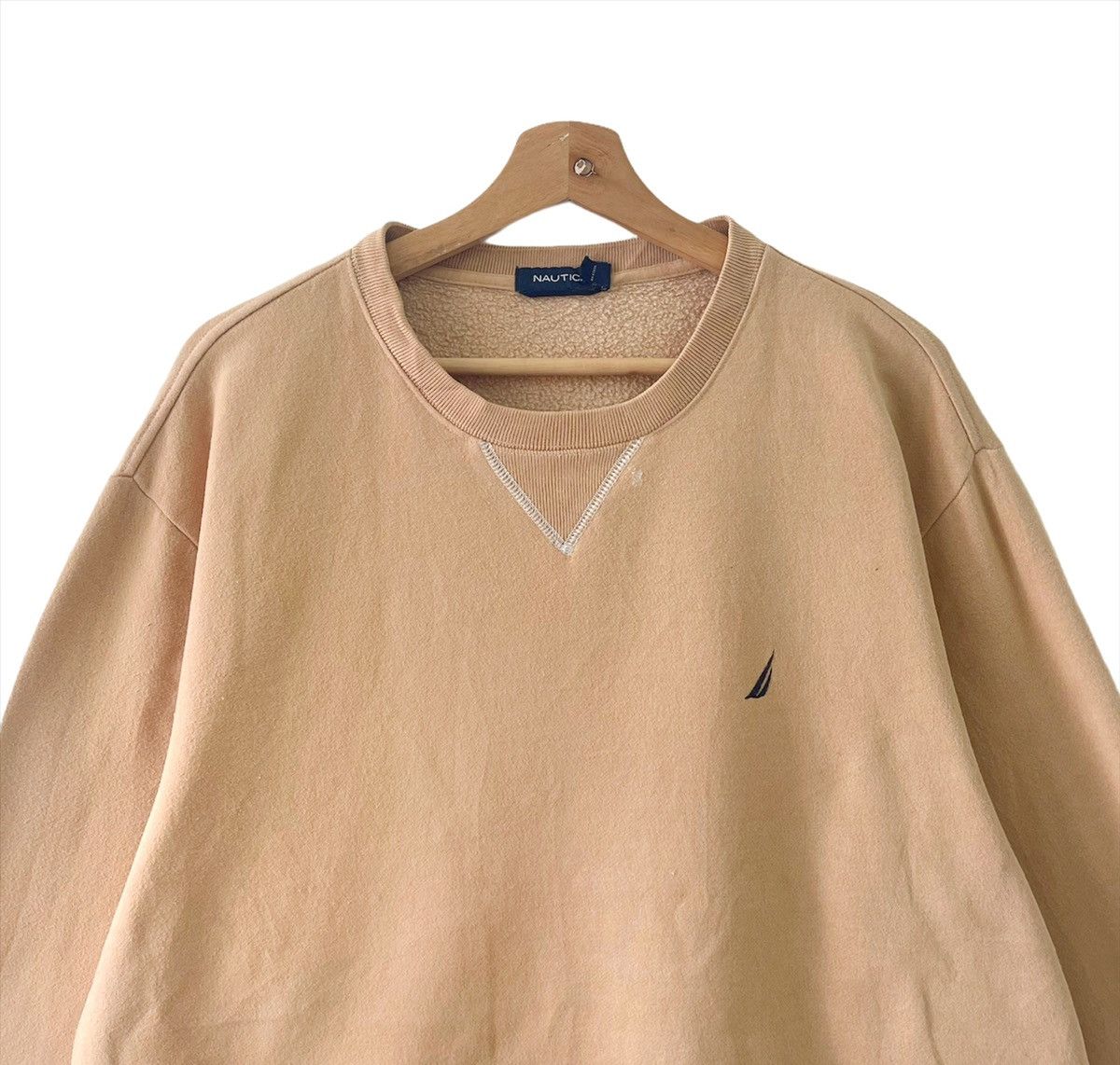 Nautica Vintage Nautica Embroidered Small Logo Sweatshirt Size L Size US L / EU 52-54 / 3 - 4 Thumbnail