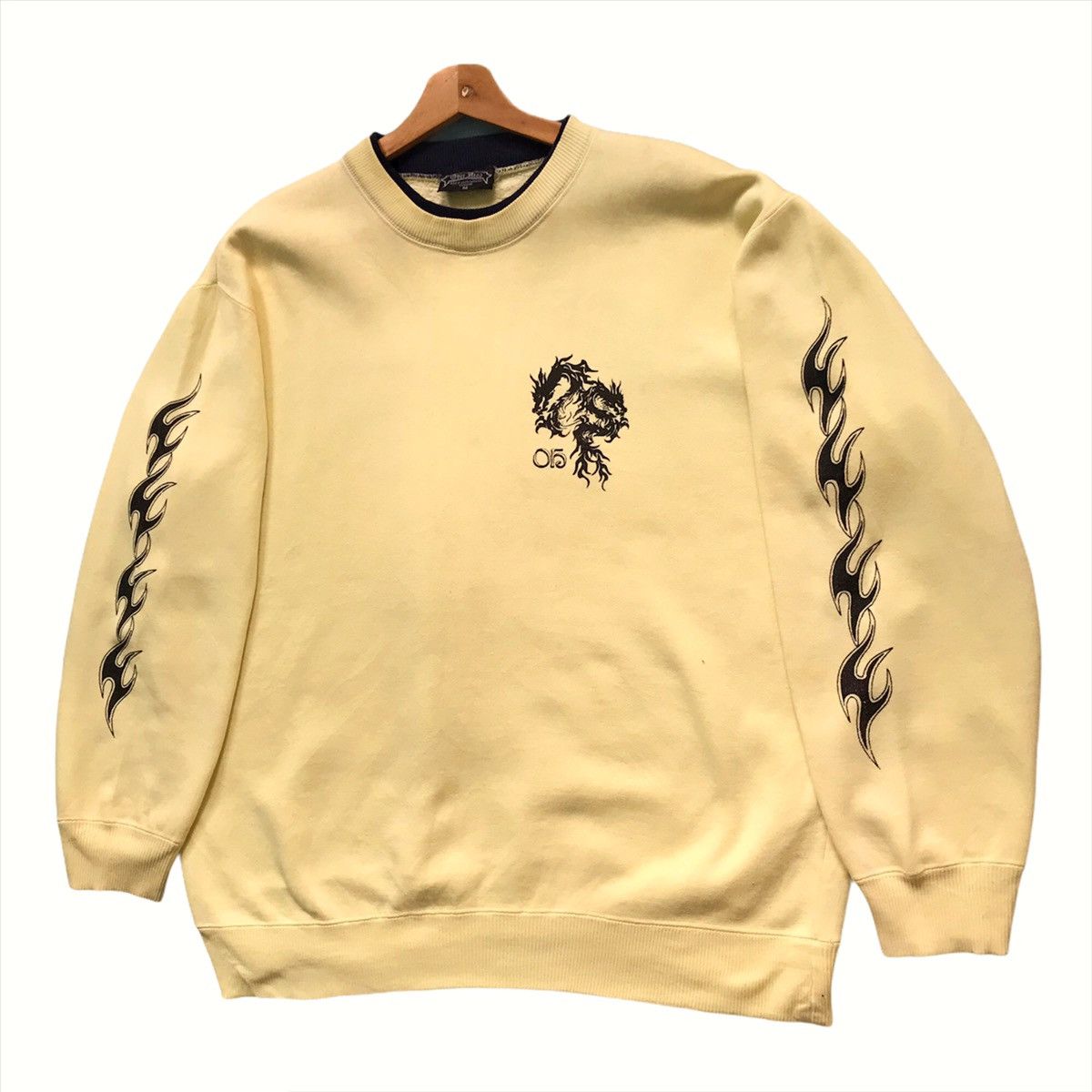 Japanese Brand × Vintage Vintage Over Head Japan Big Logo Printed Sweatshirt size L Size US L / EU 52-54 / 3 - 7 Thumbnail