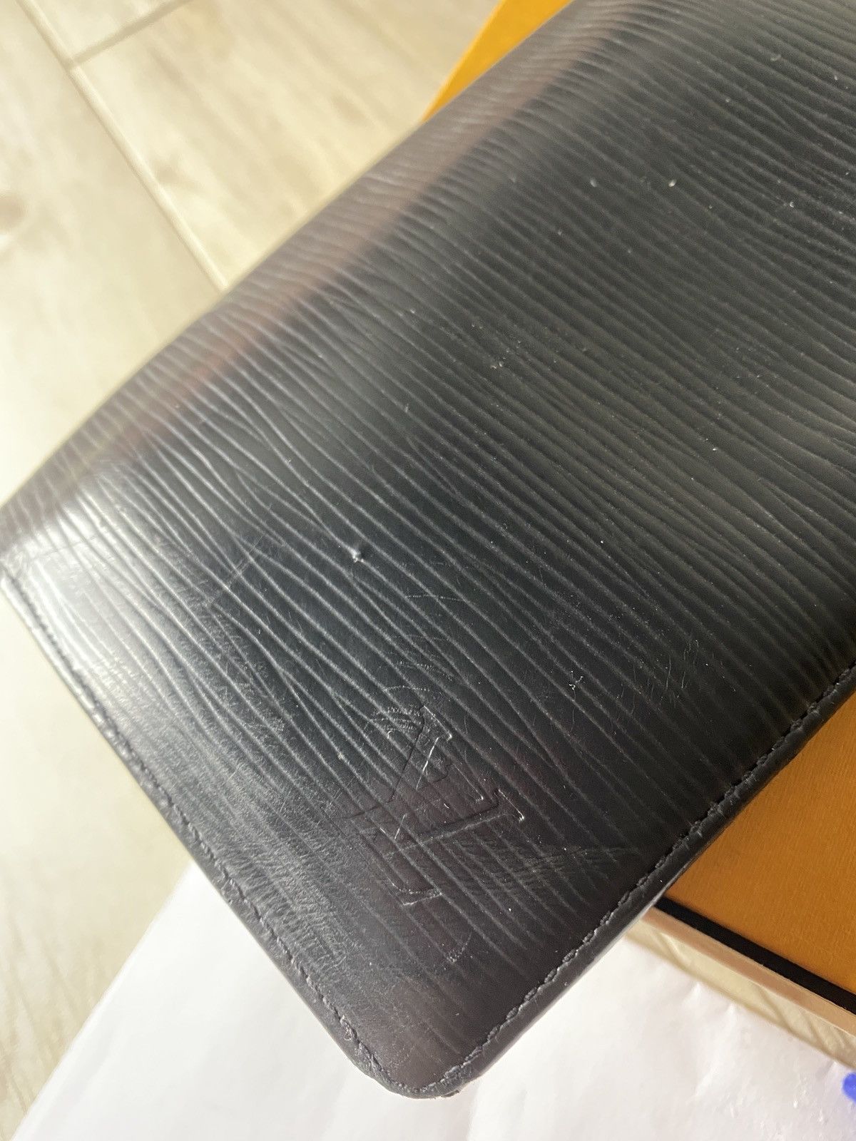 Louis Vuitton Louis Vuitton Epi leather wallet Size ONE SIZE - 4 Thumbnail