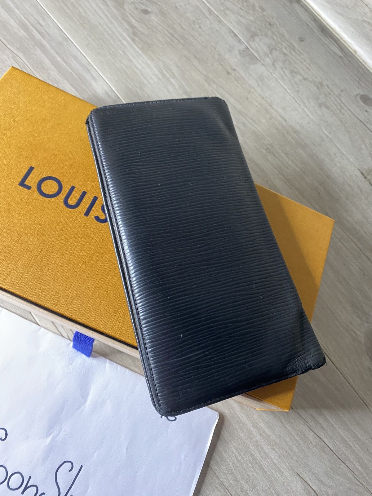 Louis Vuitton Louis Vuitton Epi leather wallet Size ONE SIZE - 1 Thumbnail