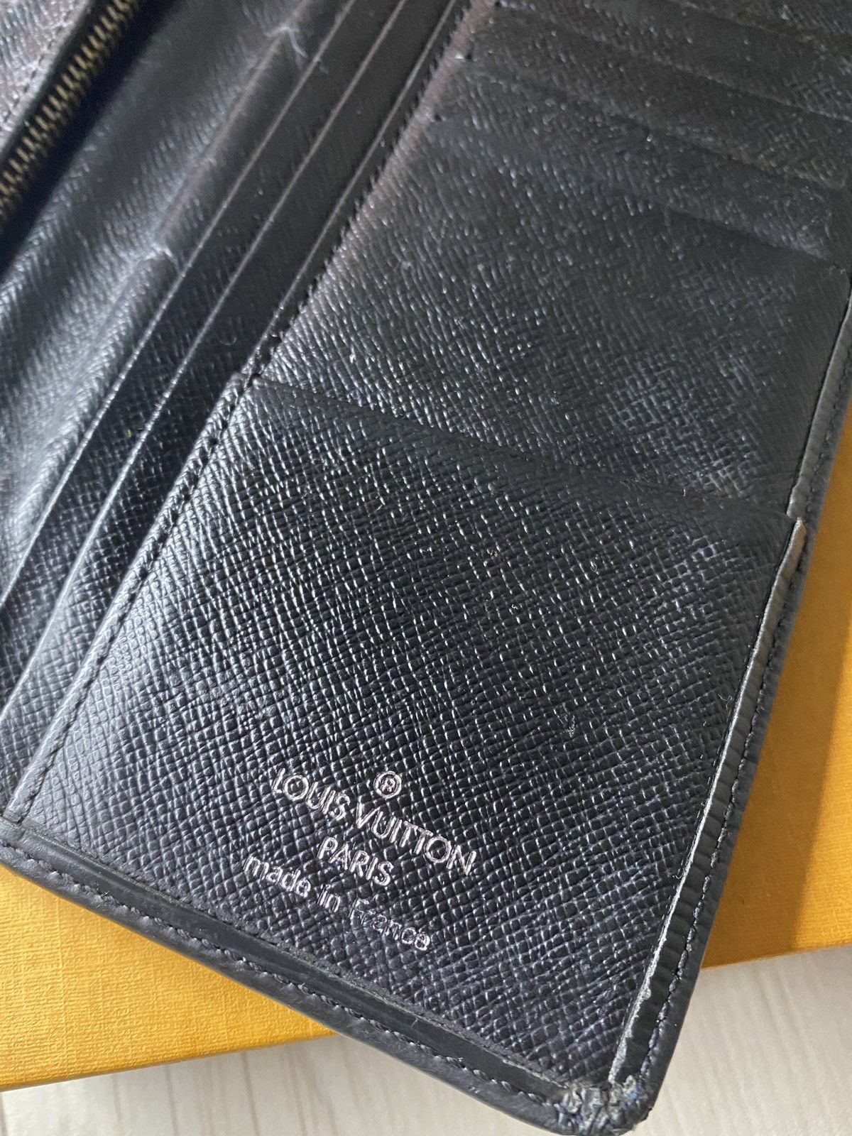Louis Vuitton Louis Vuitton Epi leather wallet Size ONE SIZE - 7 Thumbnail
