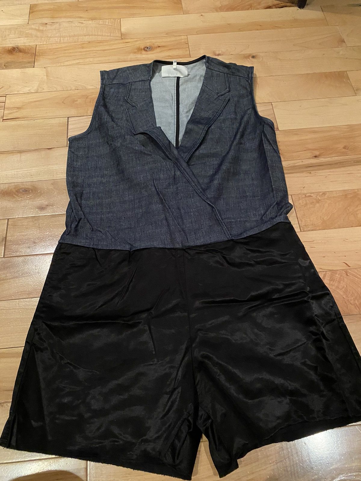 Maison Margiela MM6 Women’s One Piece Sleeveless Romper IT 38 Size XS / US 0-2 / IT 36-38 - 1 Thumbnail