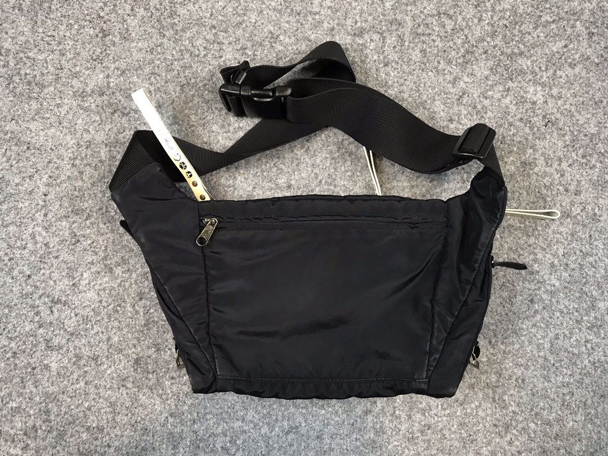 Japanese Brand 💥RARE MULTIPOCKET TOUGH JEANS Inc. BAG Size ONE SIZE - 19 Thumbnail