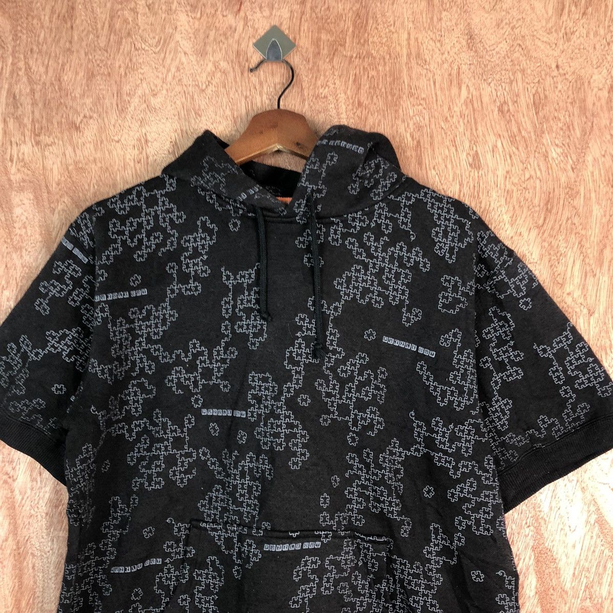 Japanese Brand Grasss Hither (Puzzle Out) Black printed art hoodie #6022 Size US M / EU 48-50 / 2 - 2 Thumbnail