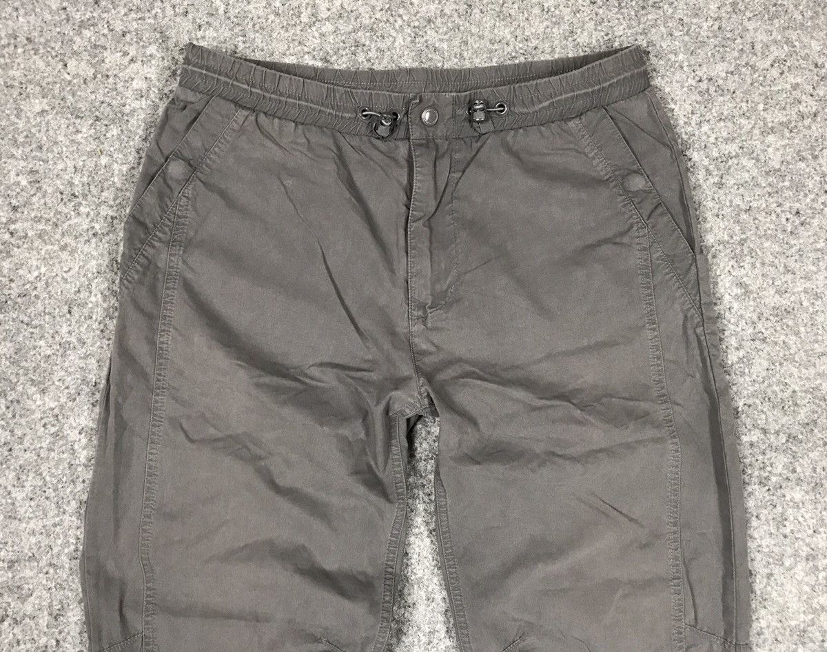 Armani Exchange Armani Exchange casual pants Size US 29 - 5 Thumbnail