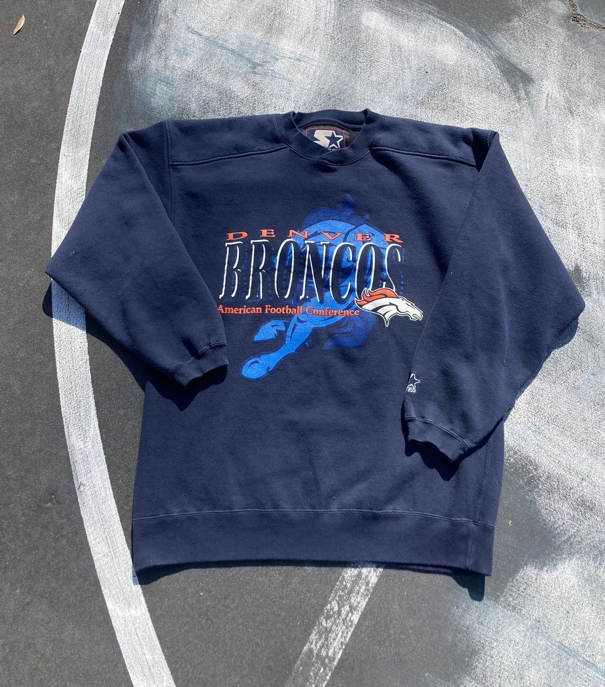 Denver Broncos sweatshirt by Starter - XL - VintageSportsGear