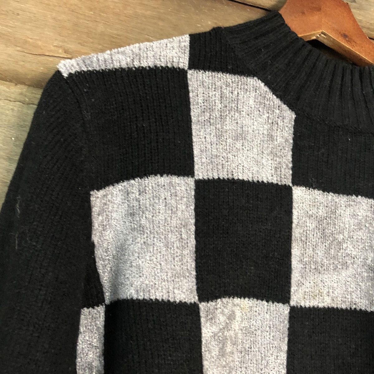 Aran Isles Knitwear Kate Ecru Checkred Grey Black Knitwear #H021 Size US S / EU 44-46 / 1 - 6 Thumbnail