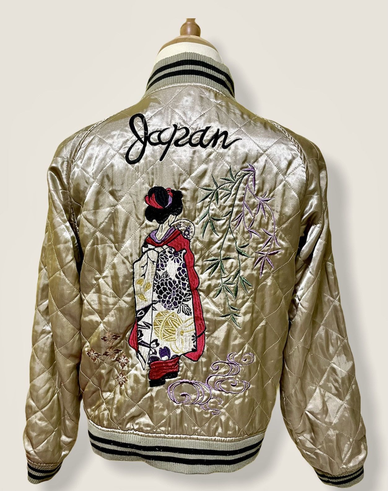 Japanese Brand × Vintage Sukajan Jacket Japan Geisha Dragon Reversible Jacket Size US M / EU 48-50 / 2 - 1 Thumbnail
