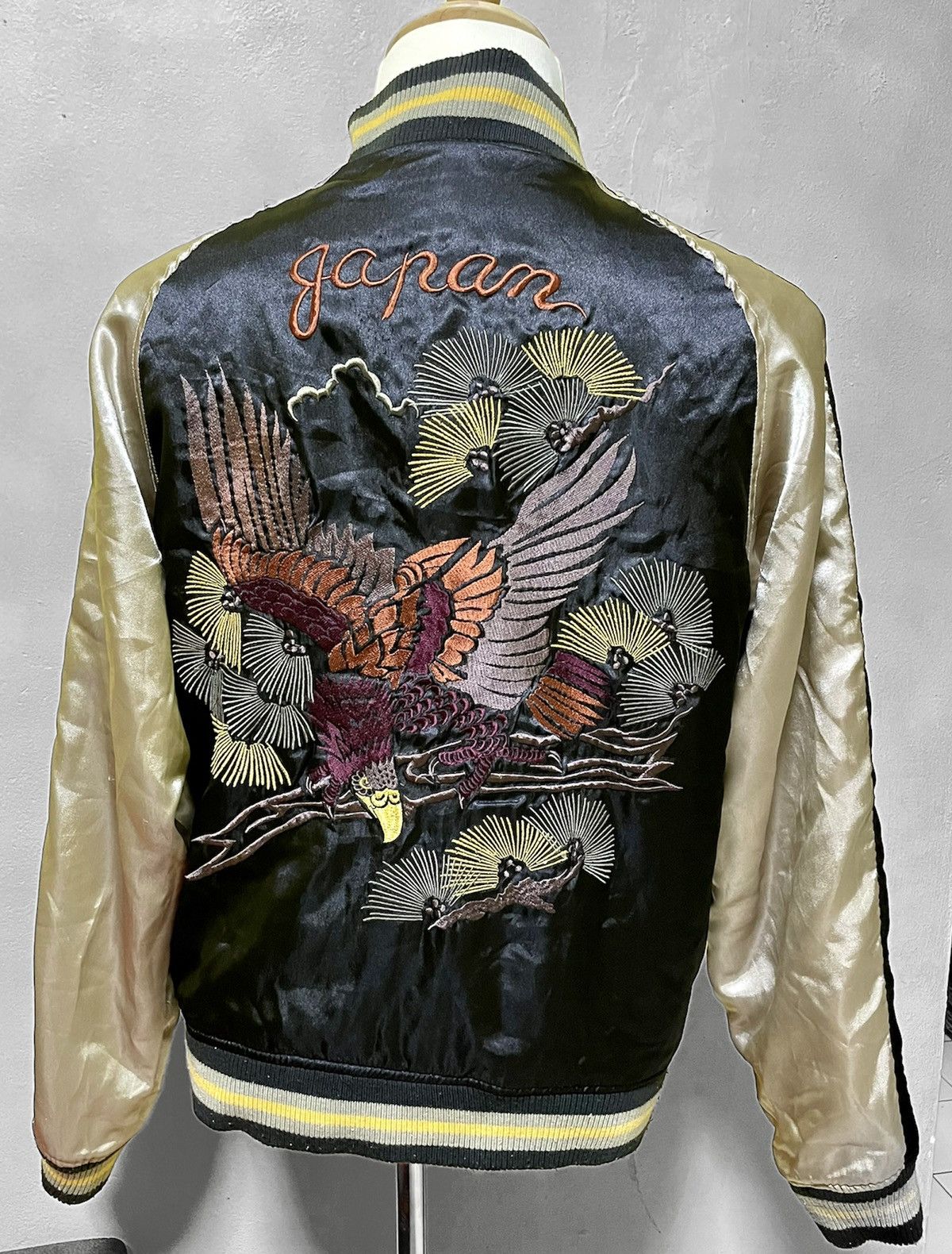 Japanese Brand × Vintage Sukajan Jacket Japan Geisha Dragon Reversible Jacket Size US M / EU 48-50 / 2 - 2 Thumbnail