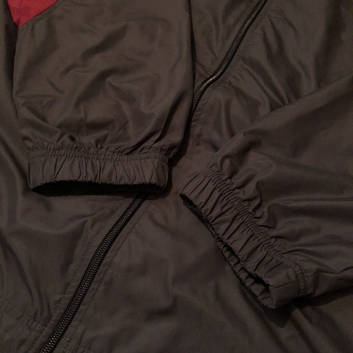 Nike Vintage 2000s Nike Basic Swoosh Logo Nylon Zip Track Jacket Size US XL / EU 56 / 4 - 6 Thumbnail