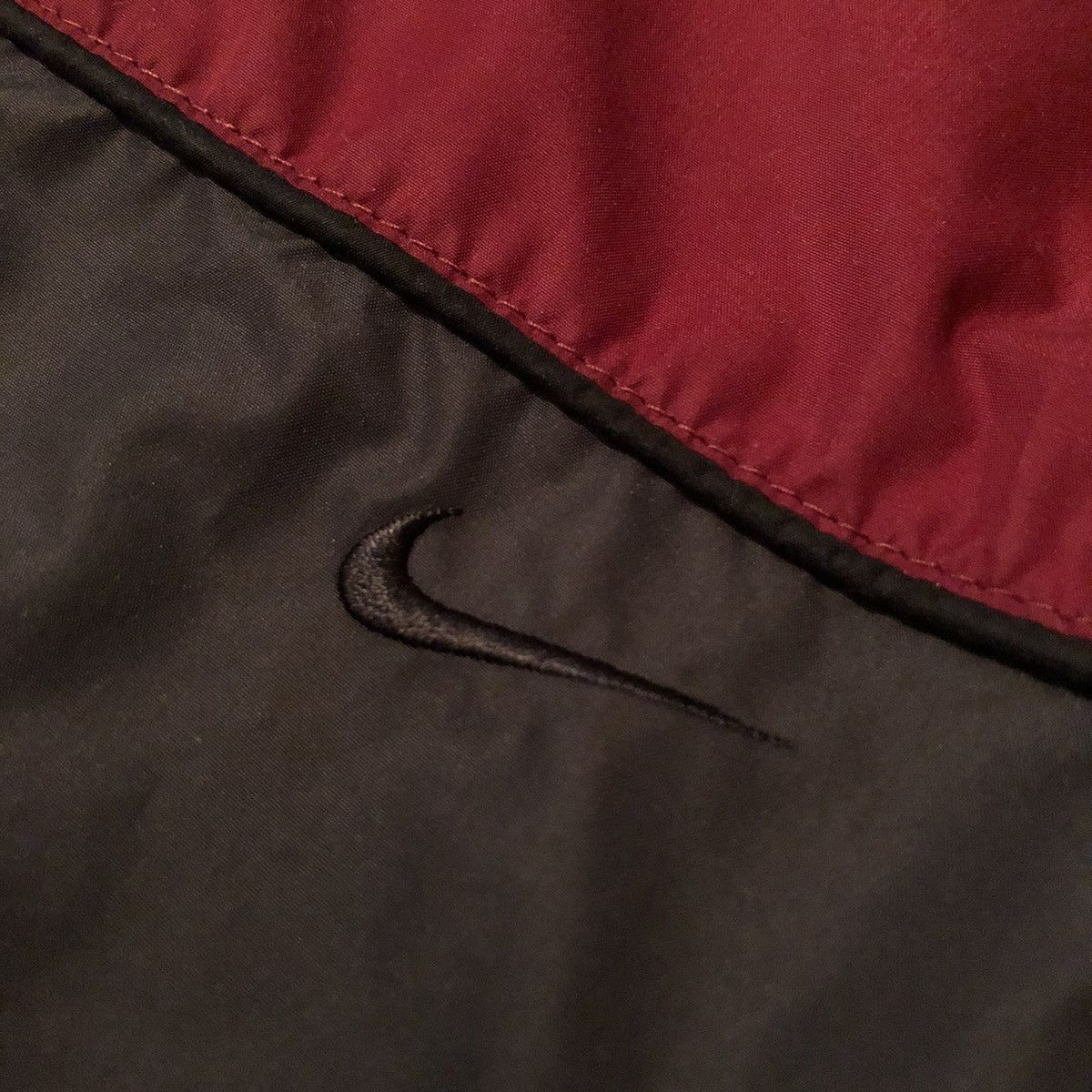 Nike Vintage 2000s Nike Basic Swoosh Logo Nylon Zip Track Jacket Size US XL / EU 56 / 4 - 4 Thumbnail