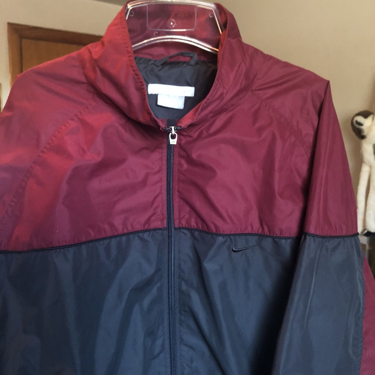 Nike Vintage 2000s Nike Basic Swoosh Logo Nylon Zip Track Jacket Size US XL / EU 56 / 4 - 1 Thumbnail