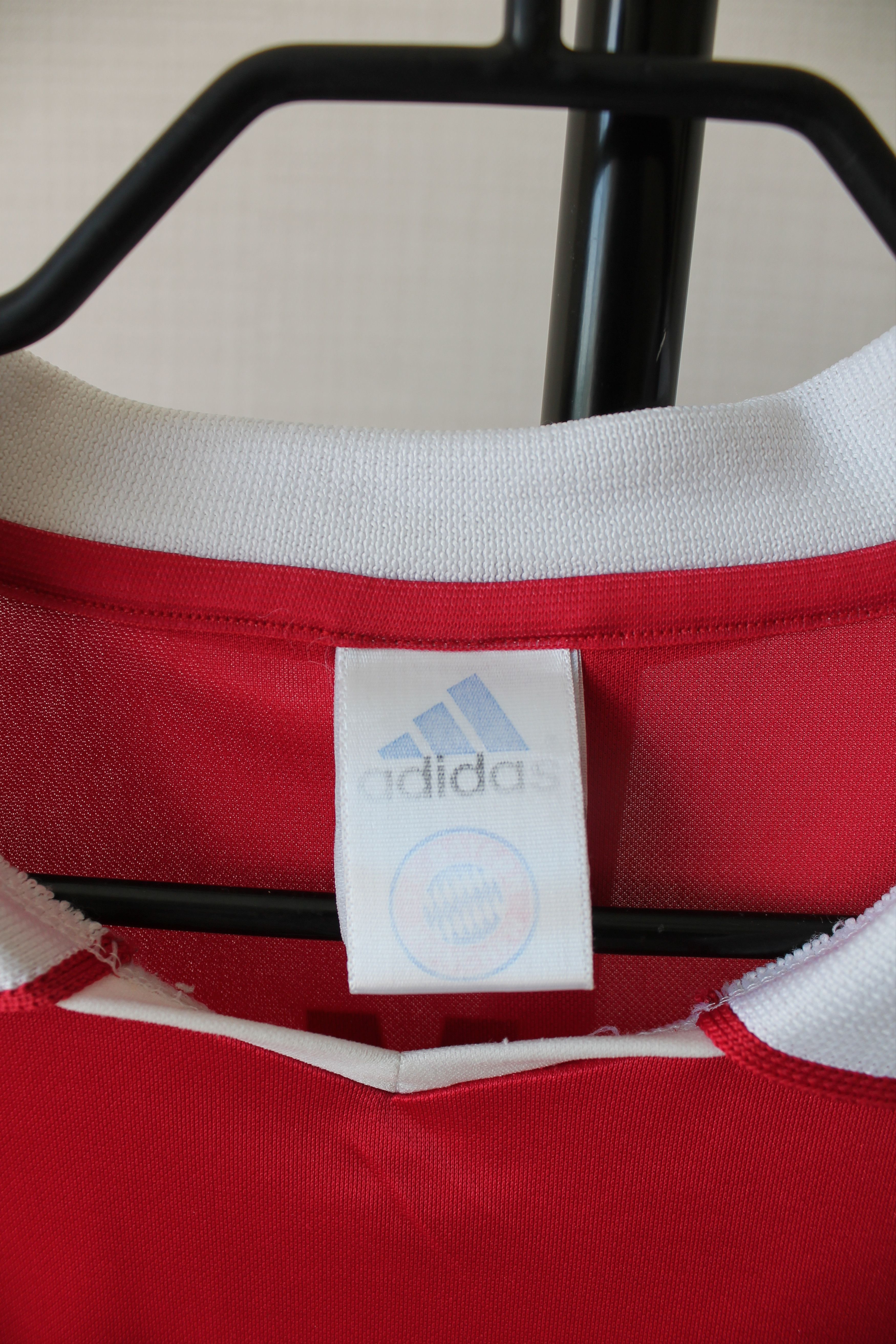 Adidas 2003 2004 Bayern Munich Roy Makaay #10 Adidas Jerseys Home Size US XL / EU 56 / 4 - 5 Thumbnail