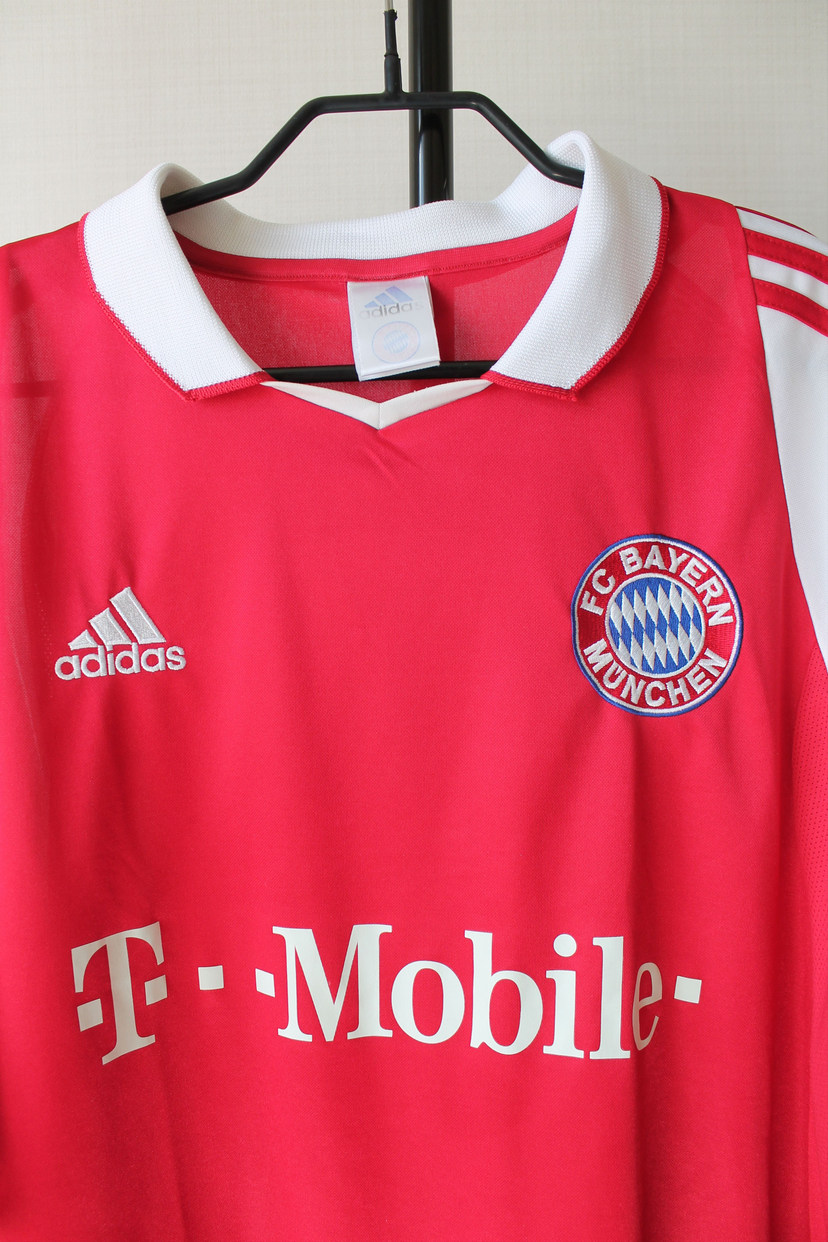 Adidas 2003 2004 Bayern Munich Roy Makaay #10 Adidas Jerseys Home Size US XL / EU 56 / 4 - 4 Thumbnail