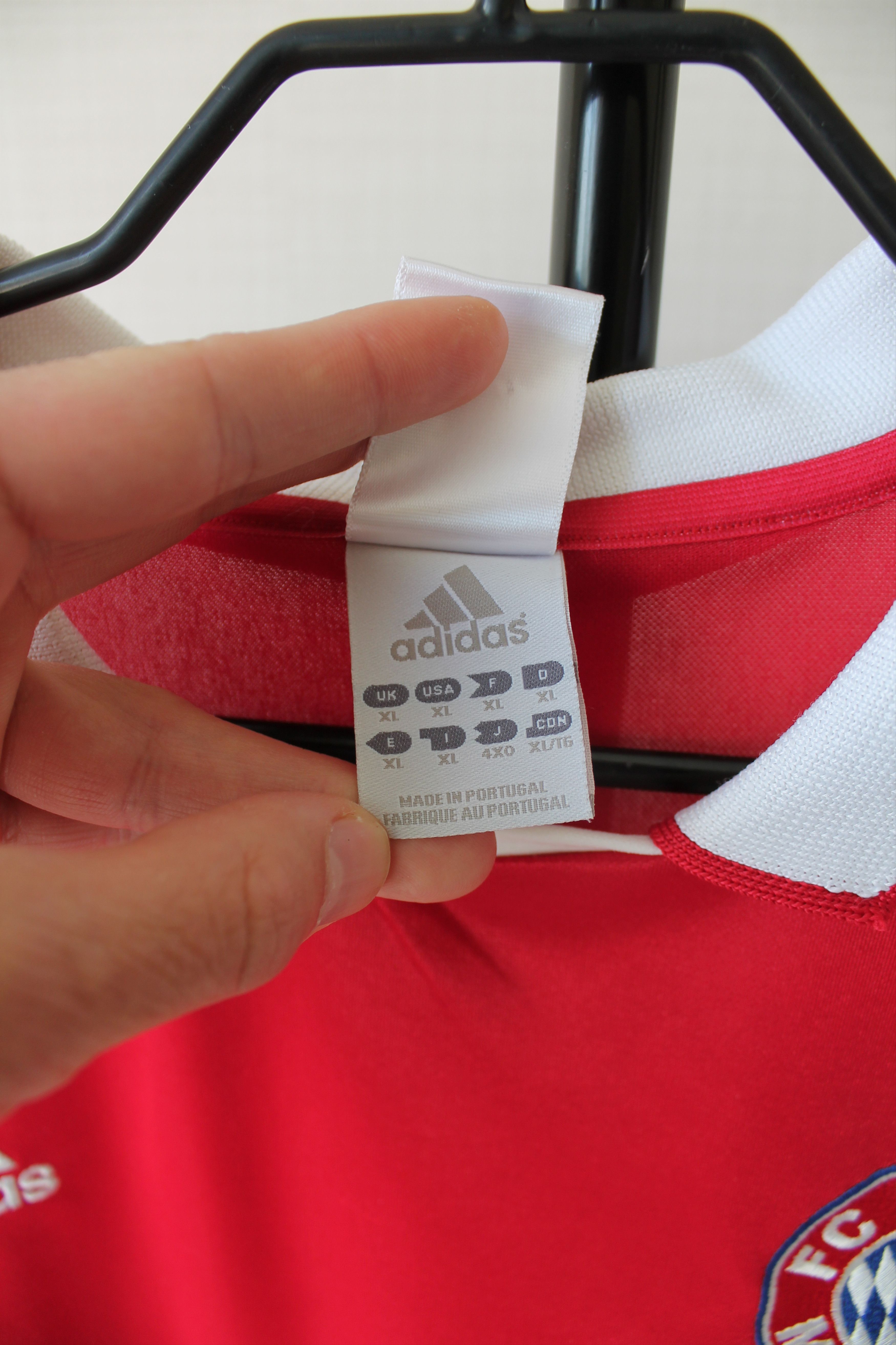 Adidas 2003 2004 Bayern Munich Roy Makaay #10 Adidas Jerseys Home Size US XL / EU 56 / 4 - 6 Thumbnail