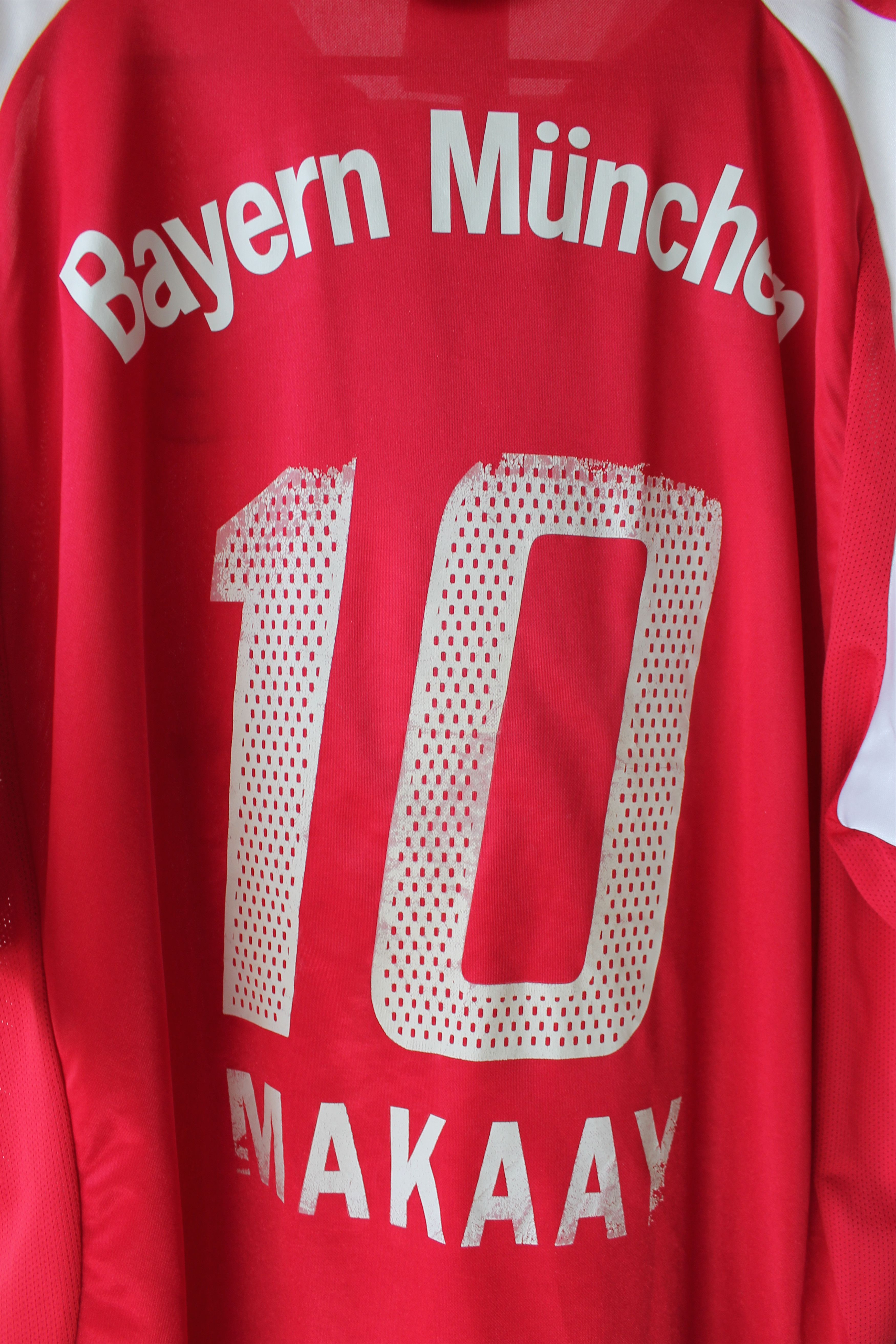 Adidas 2003 2004 Bayern Munich Roy Makaay #10 Adidas Jerseys Home Size US XL / EU 56 / 4 - 8 Thumbnail