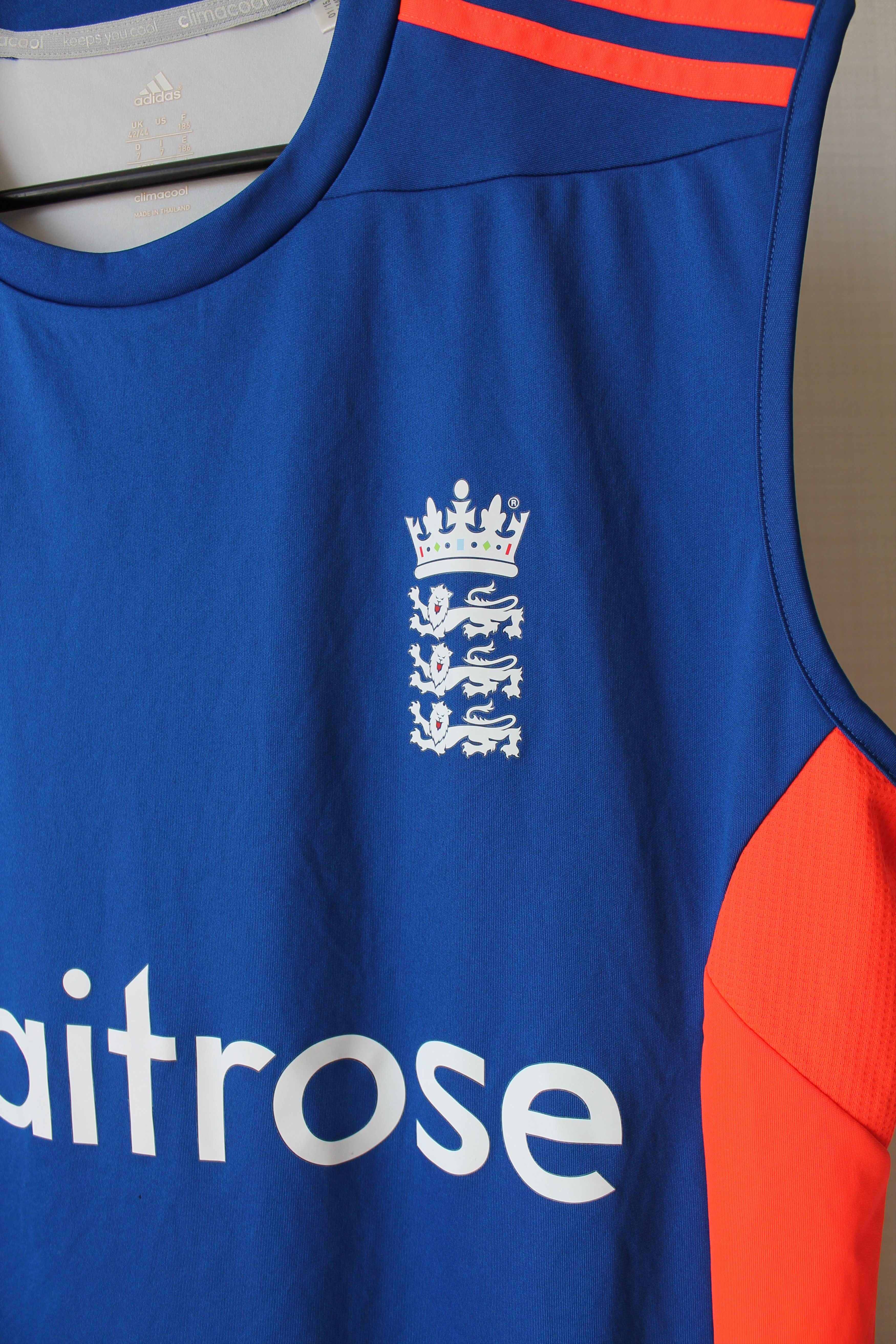Adidas 2015 Adidas Waitrose Cricket Team England ECB Sleeveless Size US M / EU 48-50 / 2 - 2 Thumbnail