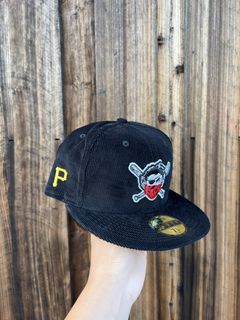 New Era 59FIFTY Covid Mask Pittsburgh Pirates Corduroy Fitted Hat 7 1/8