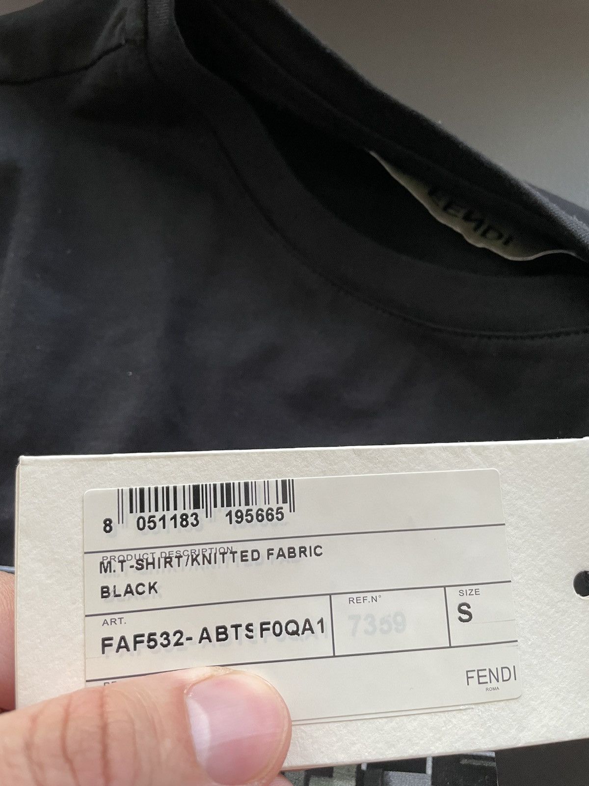 Fendi Brand New Super Runway Fendi FF Logo Celebrity Tee T-shirt Size US S / EU 44-46 / 1 - 16 Thumbnail