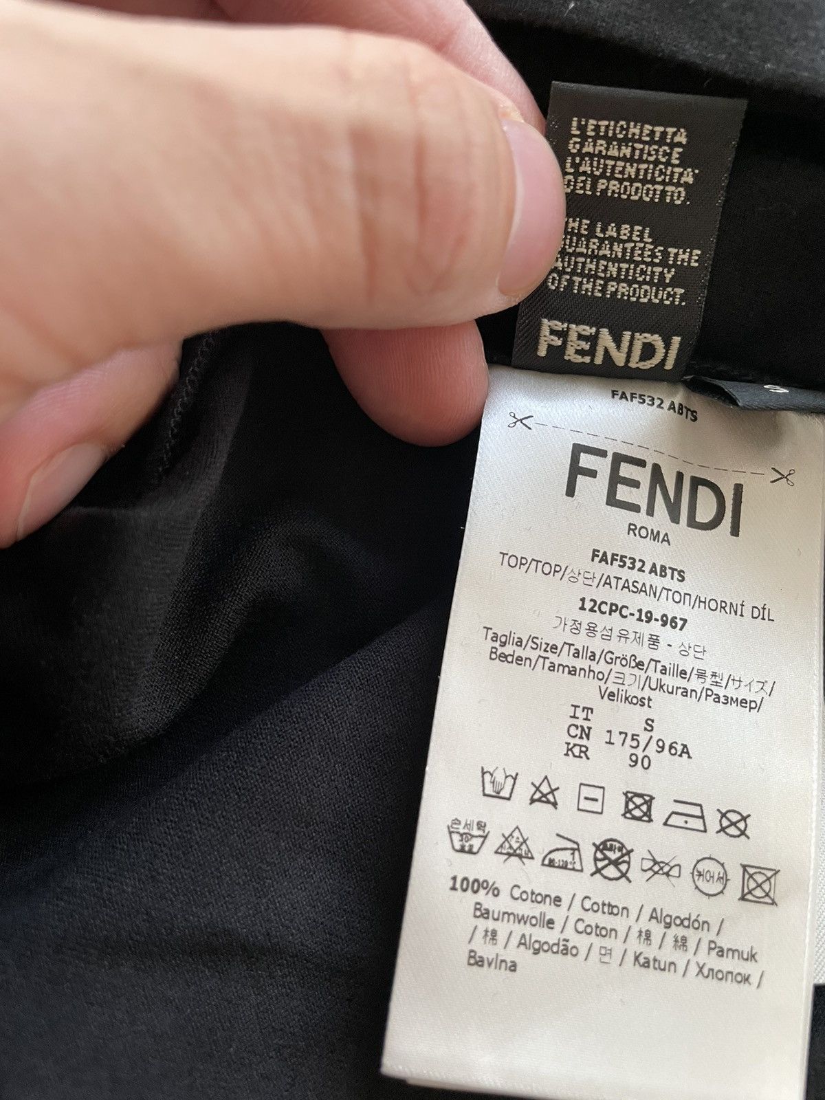 Fendi Brand New Super Runway Fendi FF Logo Celebrity Tee T-shirt Size US S / EU 44-46 / 1 - 10 Thumbnail