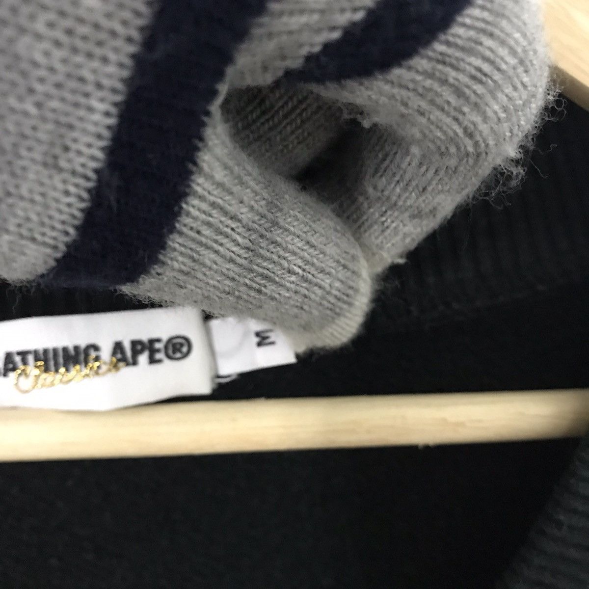 Bape Ape Head V Neck Size US M / EU 48-50 / 2 - 5 Thumbnail