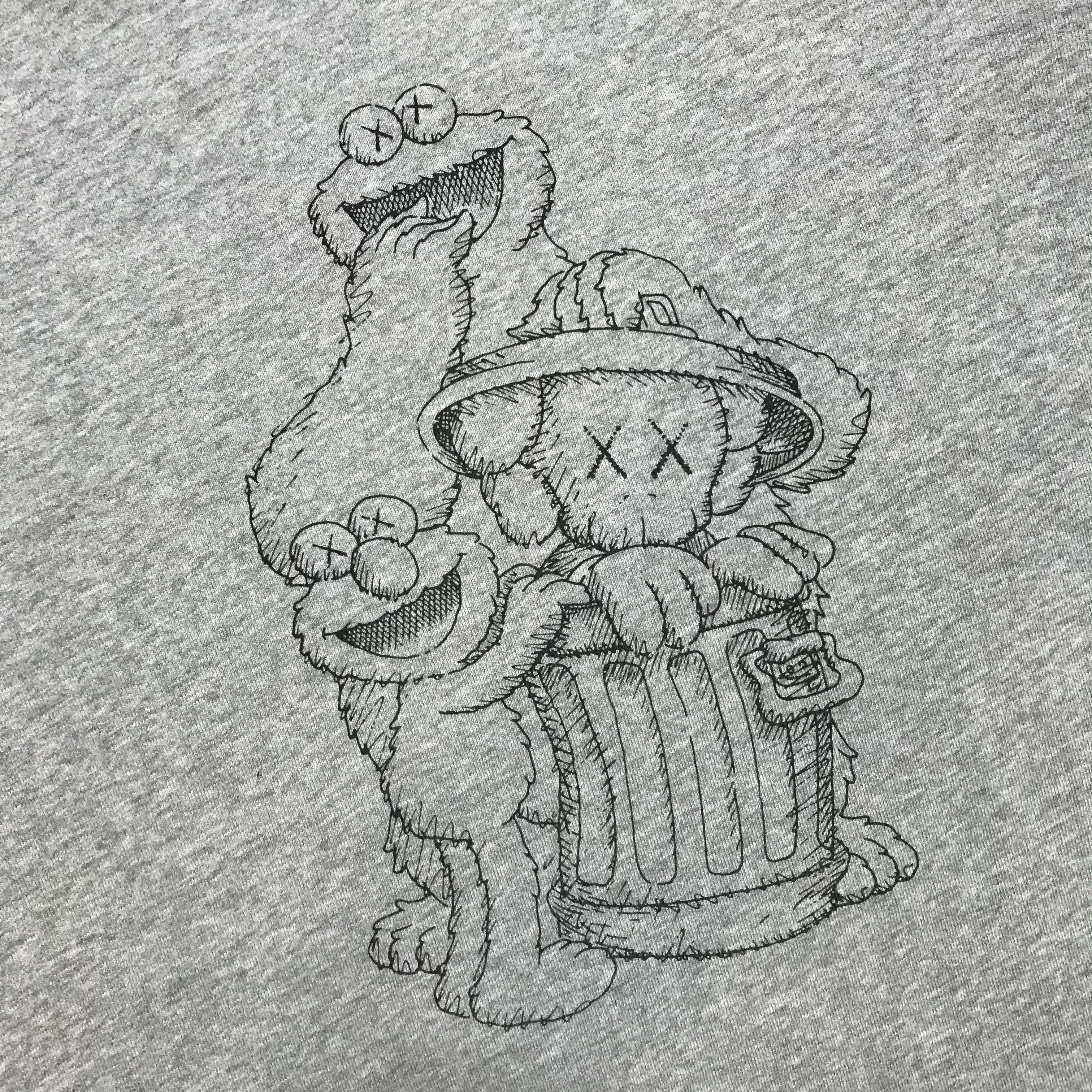 Kaws × Uniqlo KAWS x Uniqlo x Sesame Street Sweatshirt Crewneck Big Logo Size US M / EU 48-50 / 2 - 7 Thumbnail