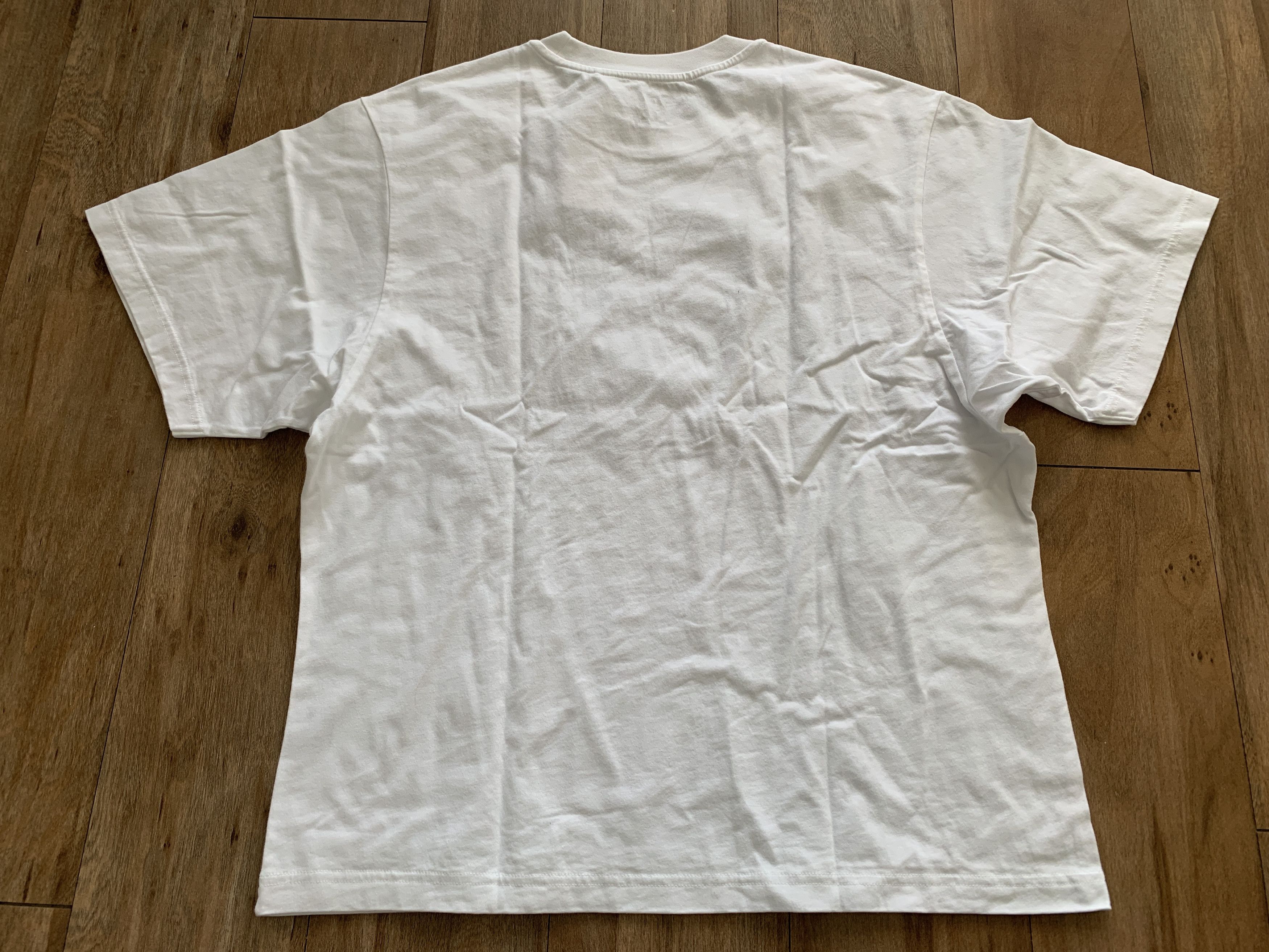 Billie Eilish Large Women's BILLIE EILISH TAKASHI MURAKAMI WHITE T-SHIRT Size L / US 10 / IT 46 - 4 Thumbnail