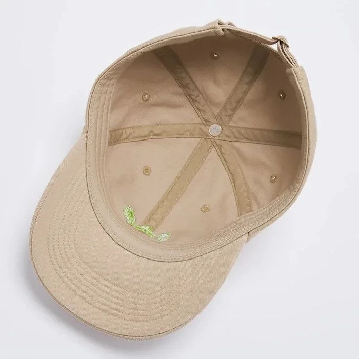 Billie Eilish × Takashi Murakami × Uniqlo Billie Eilish Taksahi Murakami Uniqlo Tan Beige Green Hat Size ONE SIZE - 8 Thumbnail