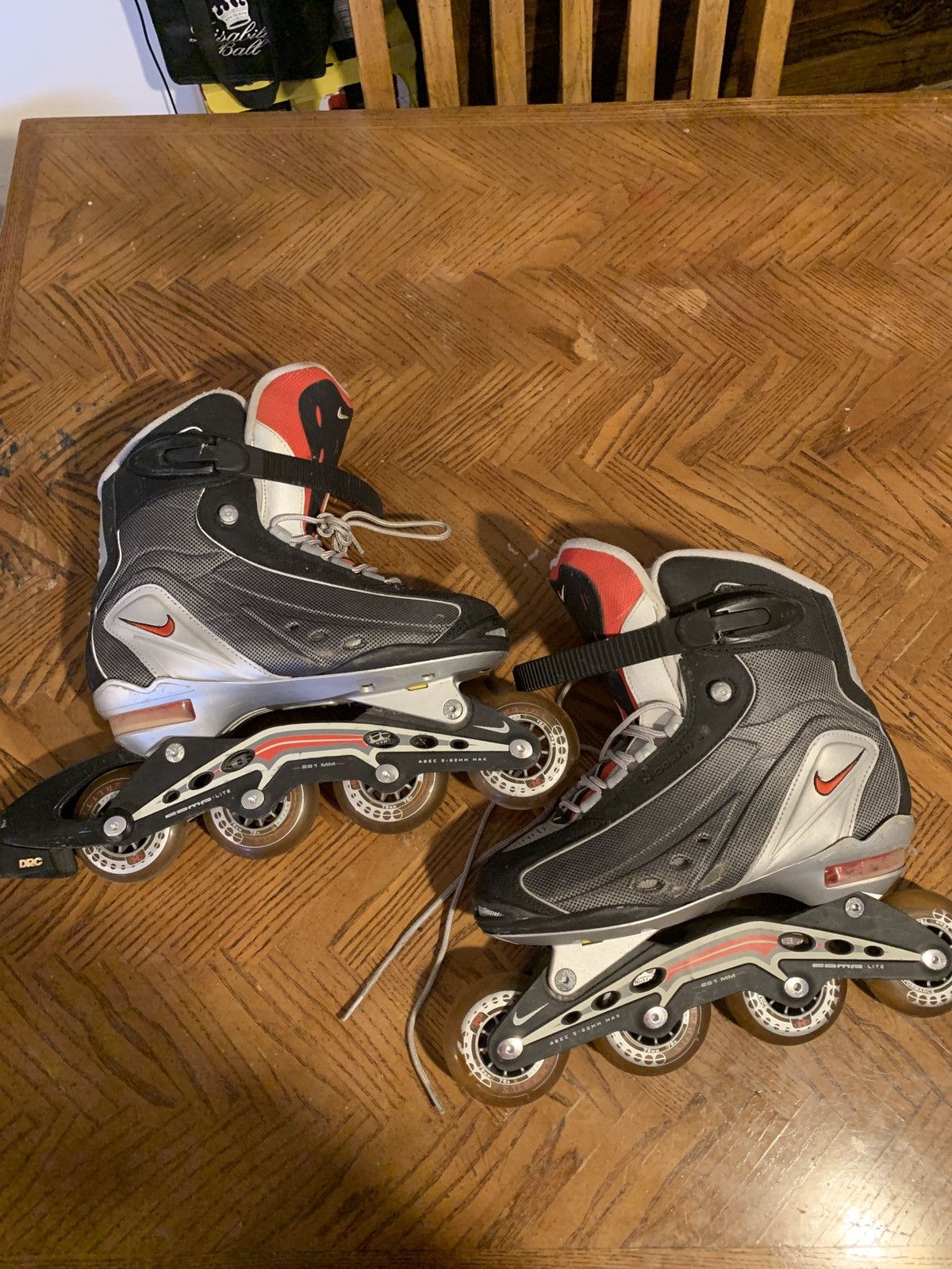 sneaker roller skates nike