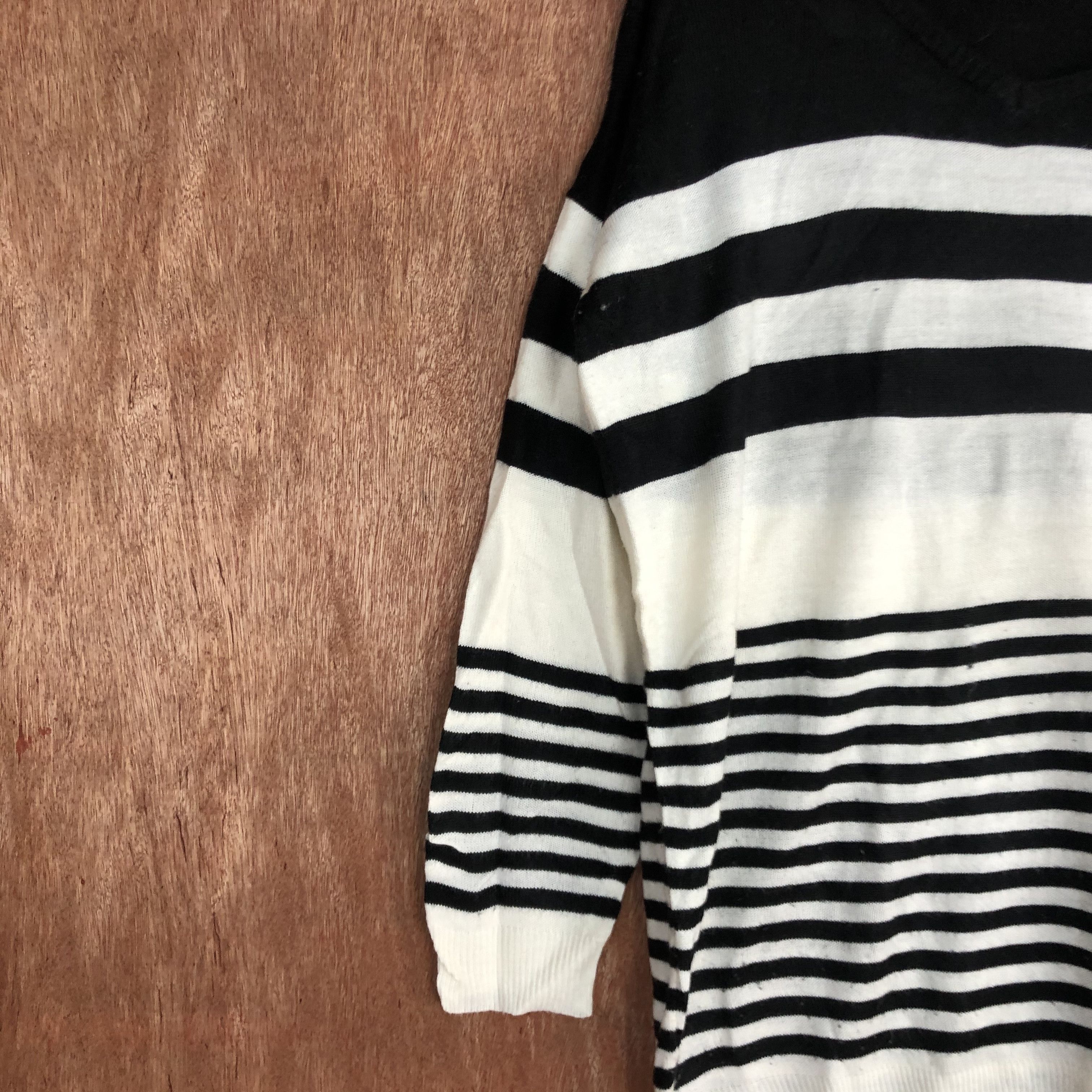 Japanese Brand INGNI WHITE BLACK STRIPE JAPAN KNITWEAR #c446 Size US M / EU 48-50 / 2 - 7 Thumbnail