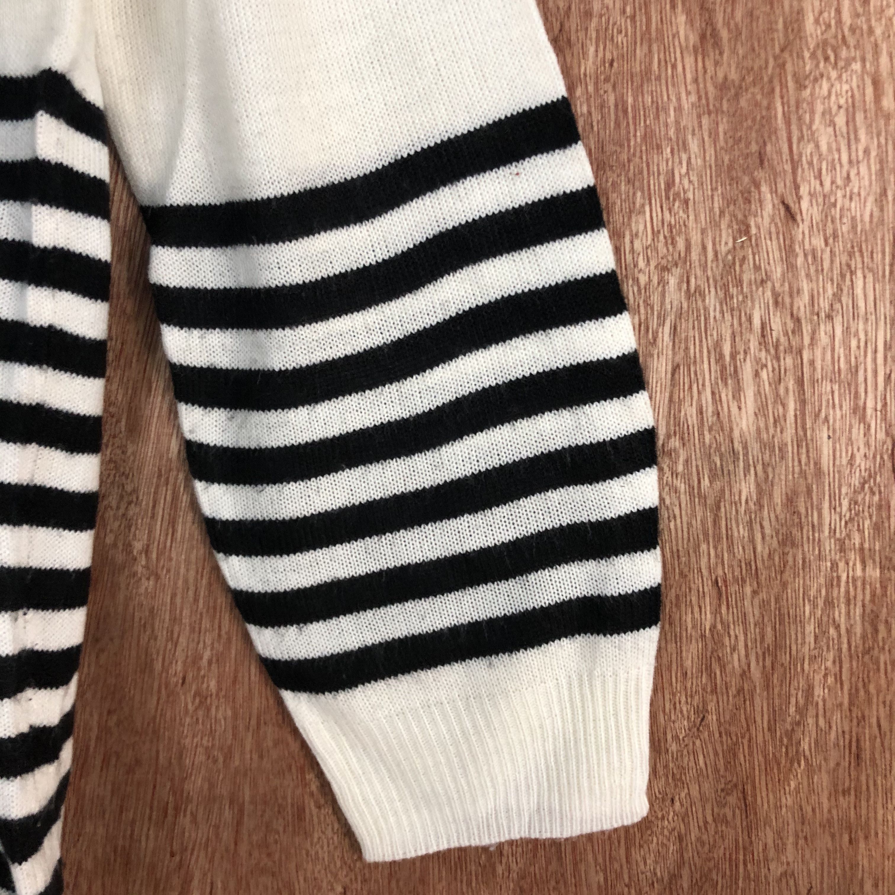 Japanese Brand INGNI WHITE BLACK STRIPE JAPAN KNITWEAR #c446 Size US M / EU 48-50 / 2 - 3 Thumbnail