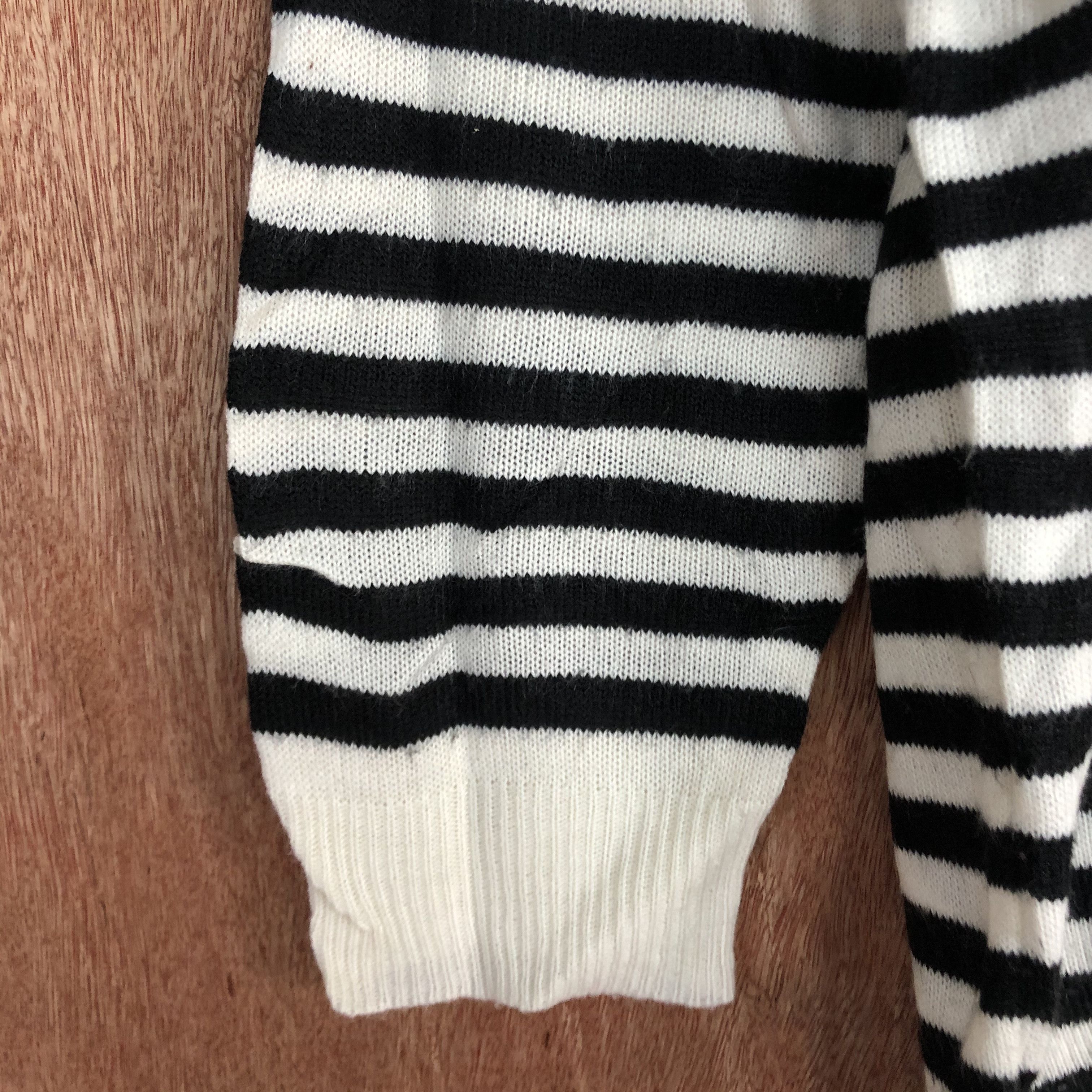 Japanese Brand INGNI WHITE BLACK STRIPE JAPAN KNITWEAR #c446 Size US M / EU 48-50 / 2 - 6 Thumbnail