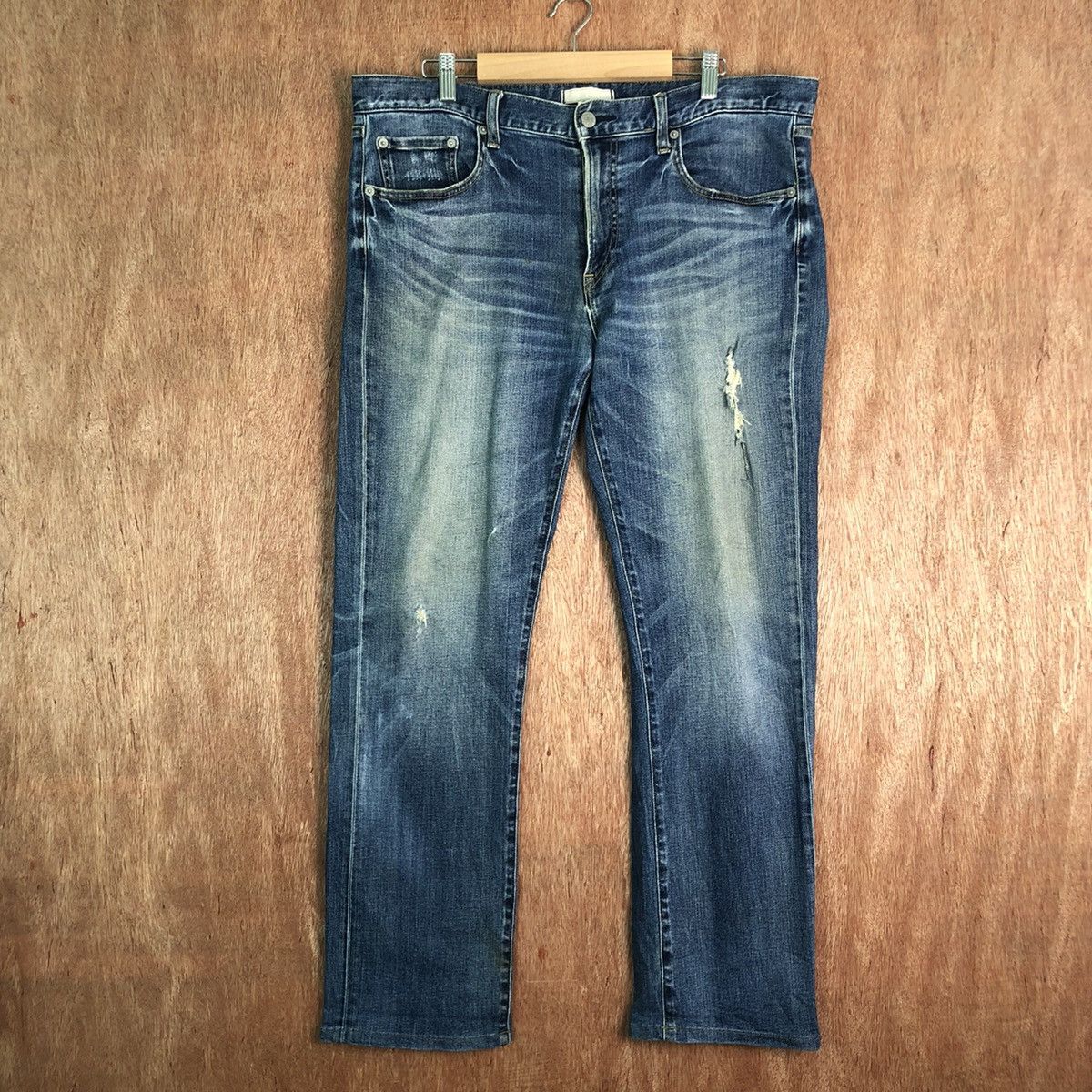 Uniqlo DLL Uniqlo Blue distressed Denim japan vintage Pants #c294 Size US 36 / EU 52 - 1 Thumbnail
