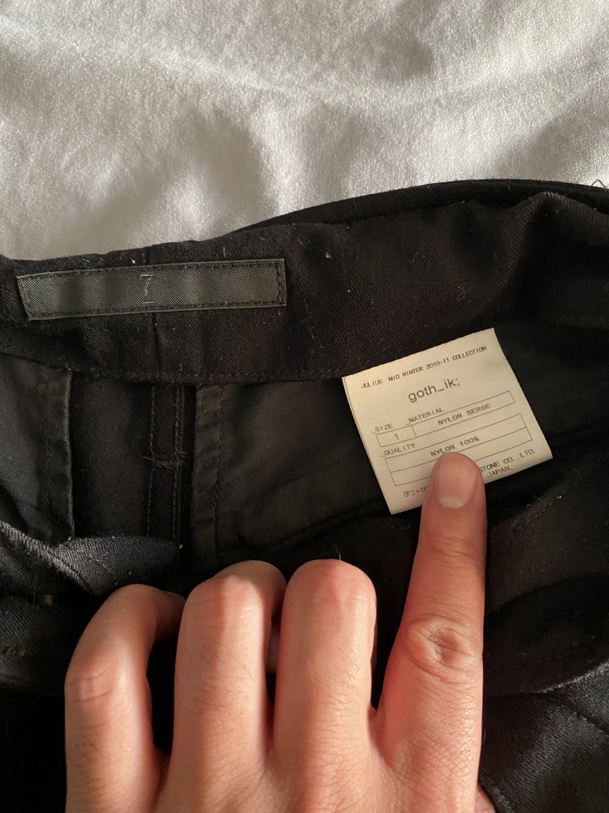 Julius Julius AW2010 Goth_ik Gas Mask Cargos Size US 30 / EU 46 - 4 Thumbnail
