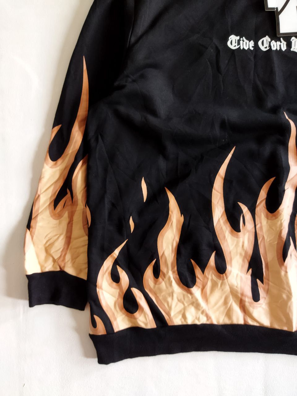 Japanese Brand Tide Card Log Japan Flame Sweatshirt Size US L / EU 52-54 / 3 - 7 Thumbnail