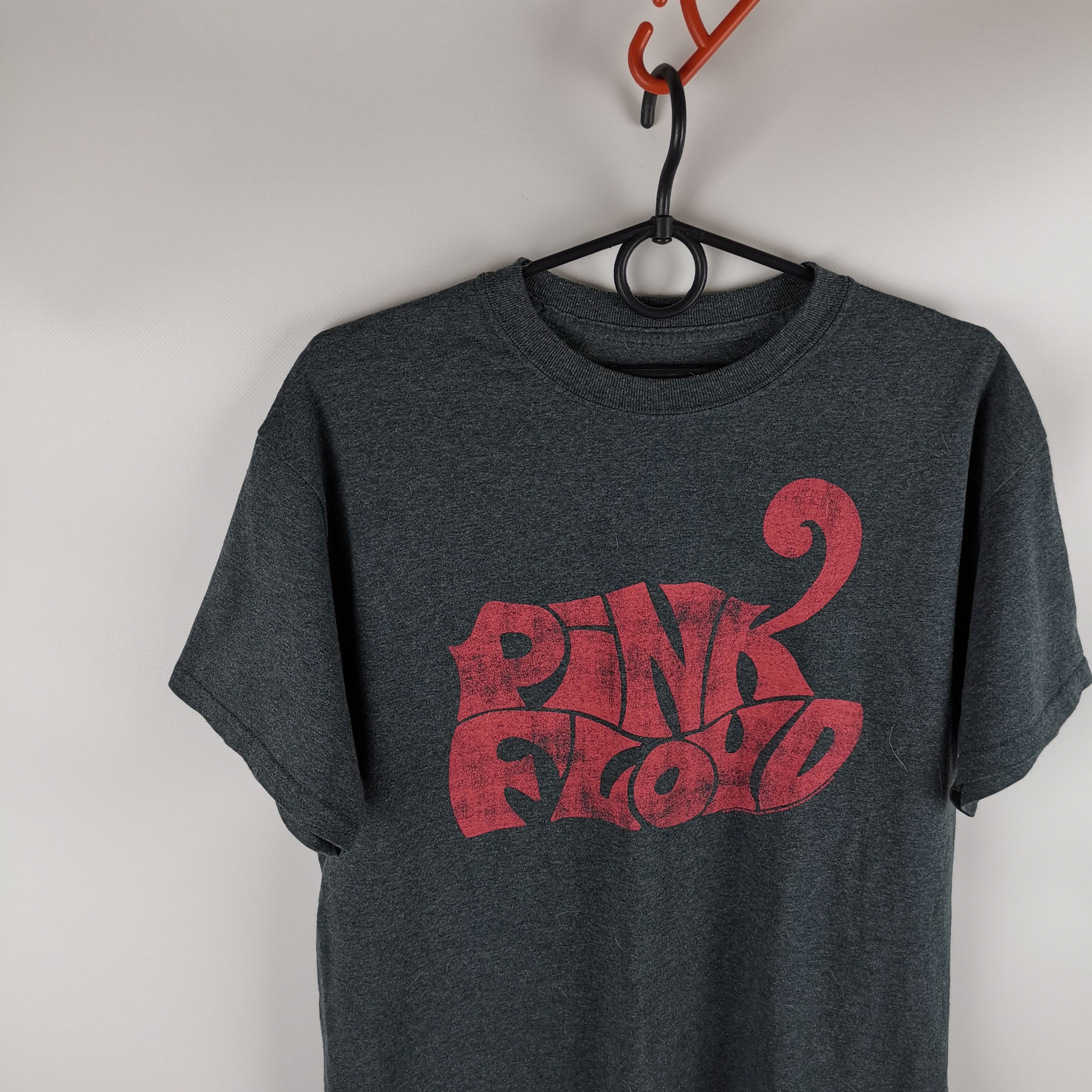 Band Tees Pink Floyd 2017 big logo cat tail band tee shirt Size US M / EU 48-50 / 2 - 2 Thumbnail