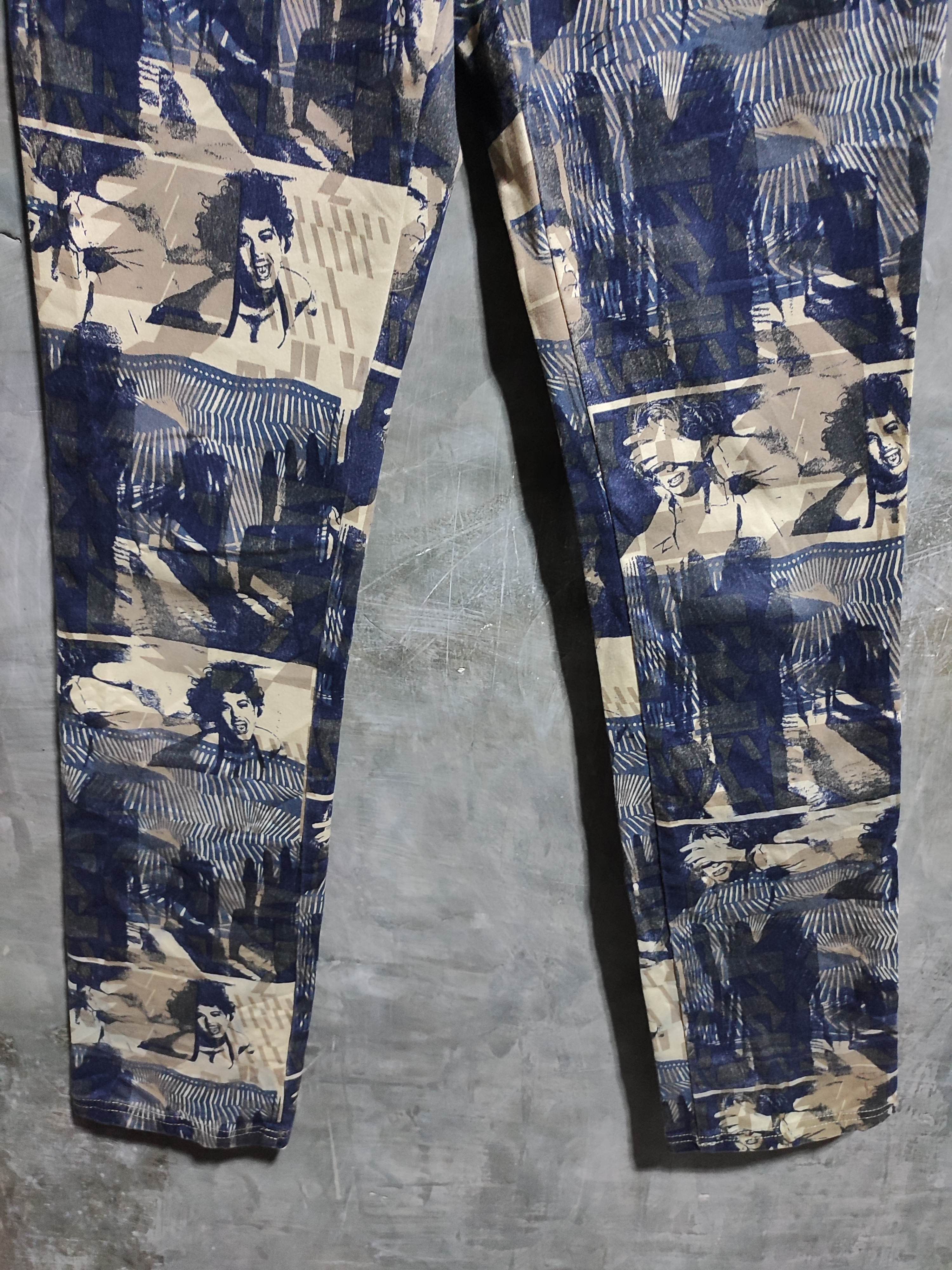 Japanese Brand 🔥Bat-Su Japan Fullprint potrait Art Skinny Pants Size US 28 / EU 44 - 3 Thumbnail