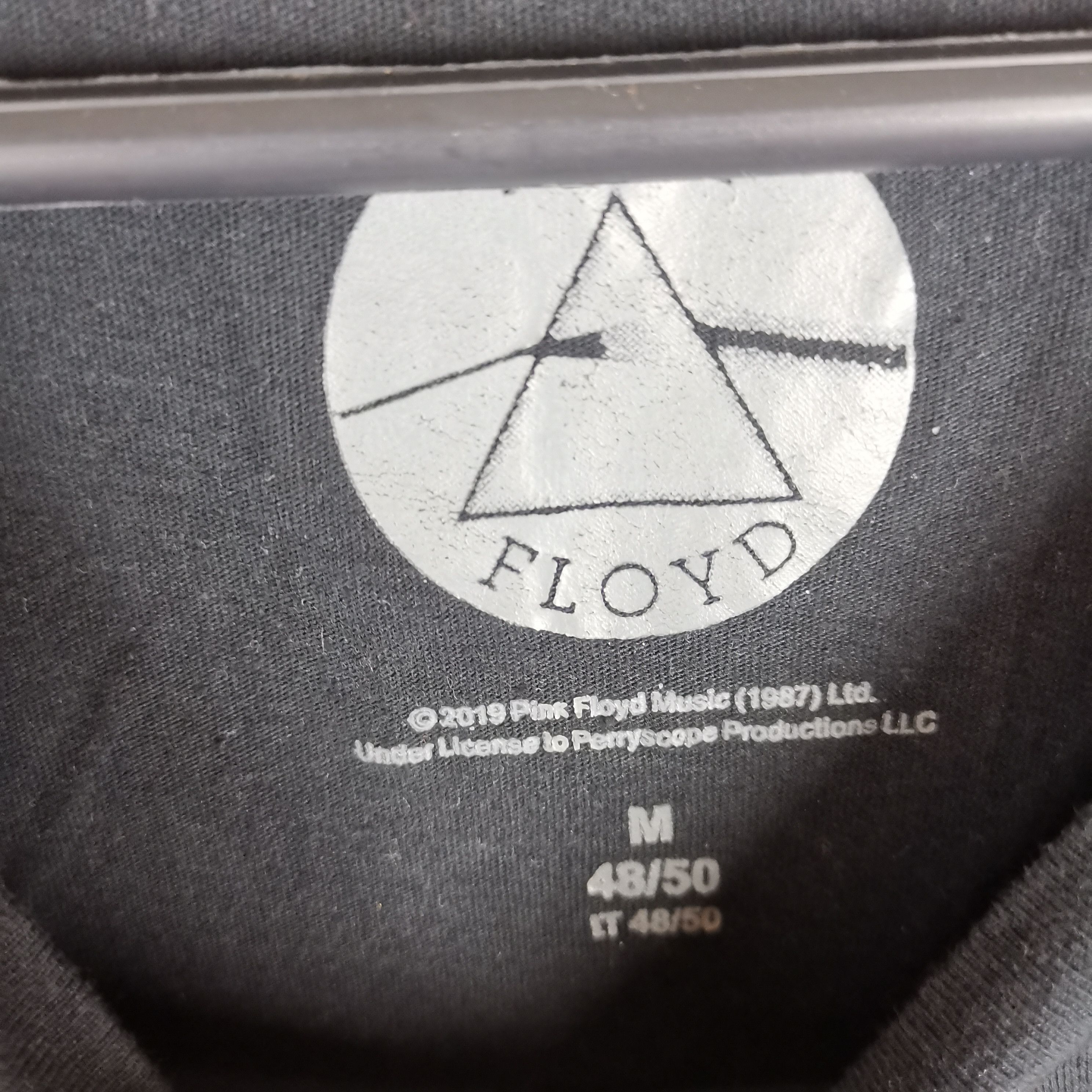 Band Tees Pink Floyd music 2019 band tee Size US M / EU 48-50 / 2 - 2 Thumbnail