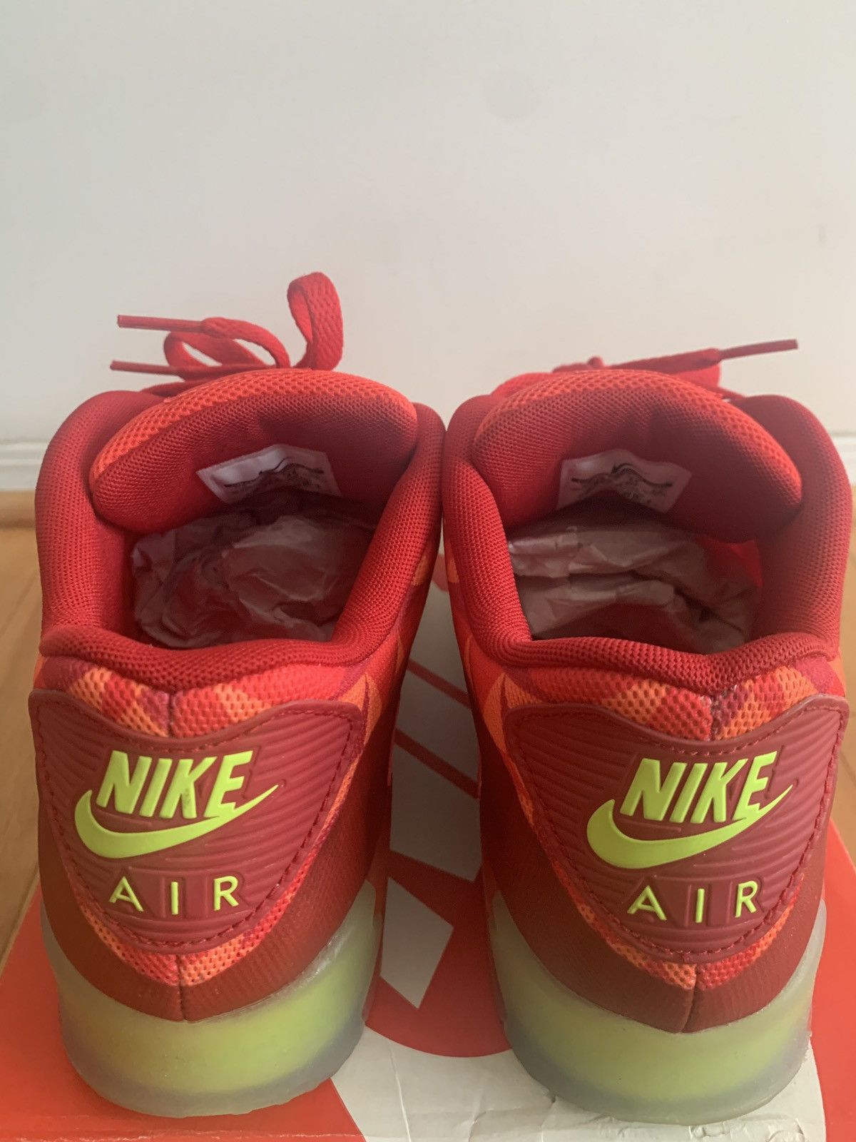 Nike Air Max 90 Ice Gym Red 2014 Size US 10 / EU 43 - 2 Thumbnail