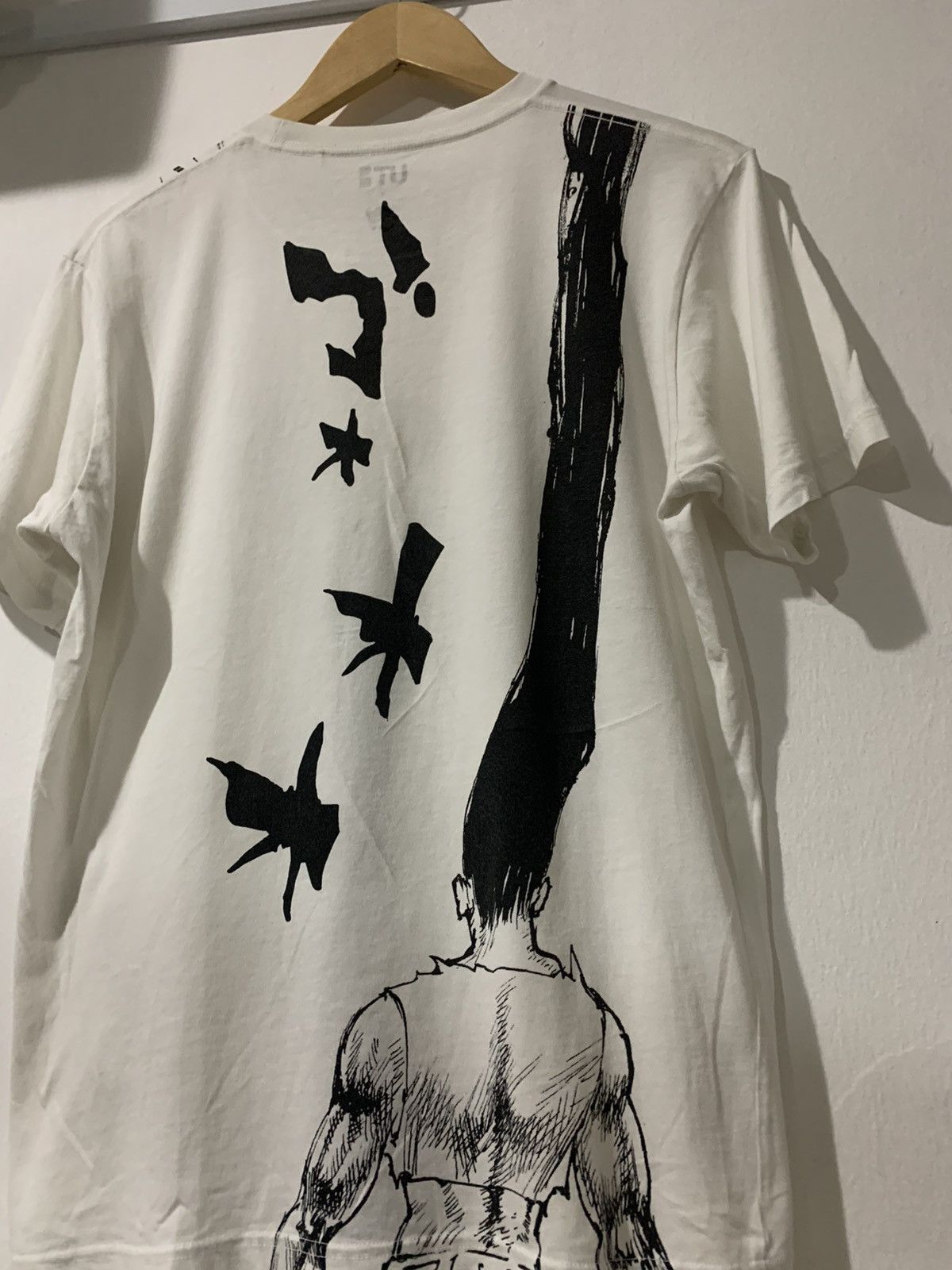 Anime × Japanese Brand × Uniqlo HUNTER x HUNTER UNIQLO ANIME TSHIRT Size US L / EU 52-54 / 3 - 2 Thumbnail