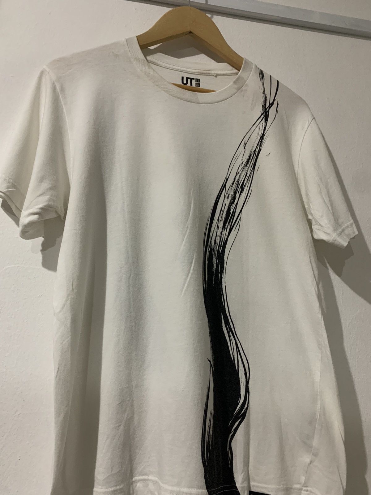 Anime × Japanese Brand × Uniqlo HUNTER x HUNTER UNIQLO ANIME TSHIRT Size US L / EU 52-54 / 3 - 4 Thumbnail