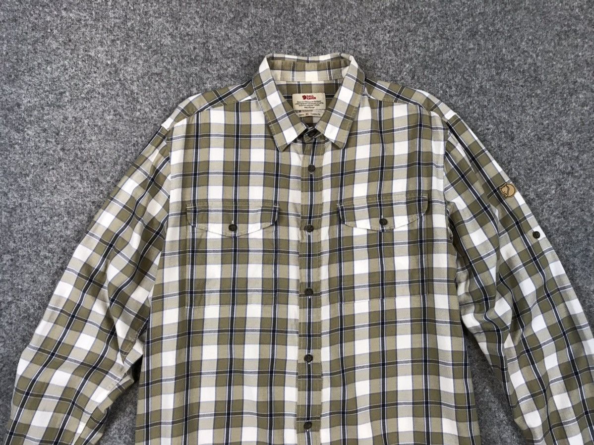 Fjallraven Fjallraven Flannel shirt Size US L / EU 52-54 / 3 - 3 Thumbnail