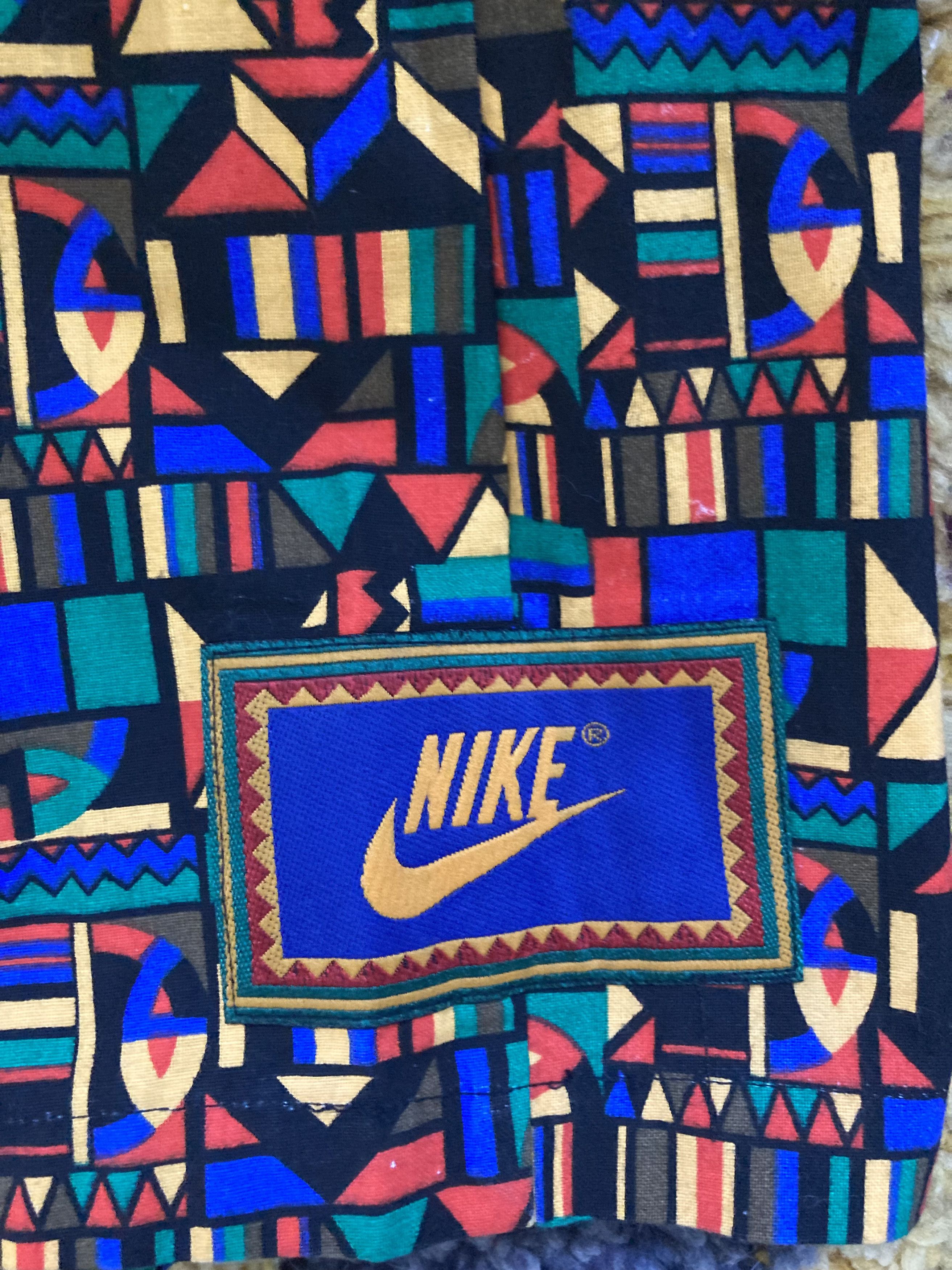 Vintage Vintage Nike Shorts Size US 34 / EU 50 - 2 Thumbnail