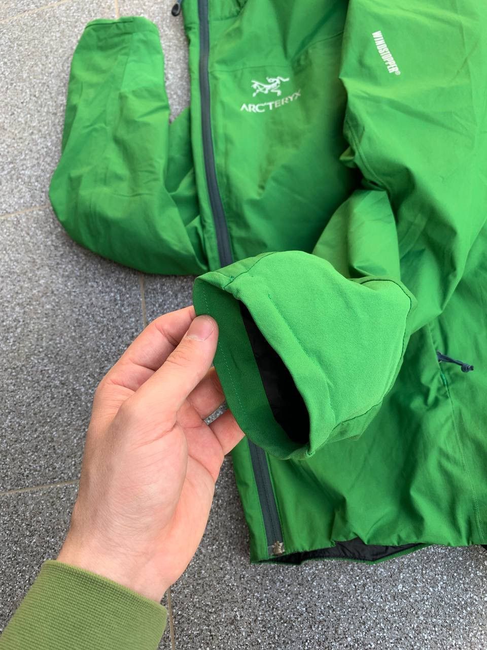 Arc'teryx Vintage Arc’teryx Windstopper Jacket Green Color🐸 Size US L / EU 52-54 / 3 - 3 Thumbnail