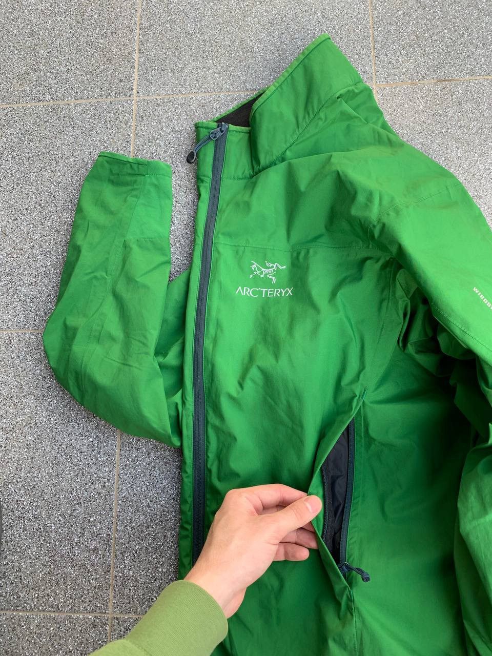 Arc'teryx Vintage Arc’teryx Windstopper Jacket Green Color🐸 Size US L / EU 52-54 / 3 - 5 Thumbnail